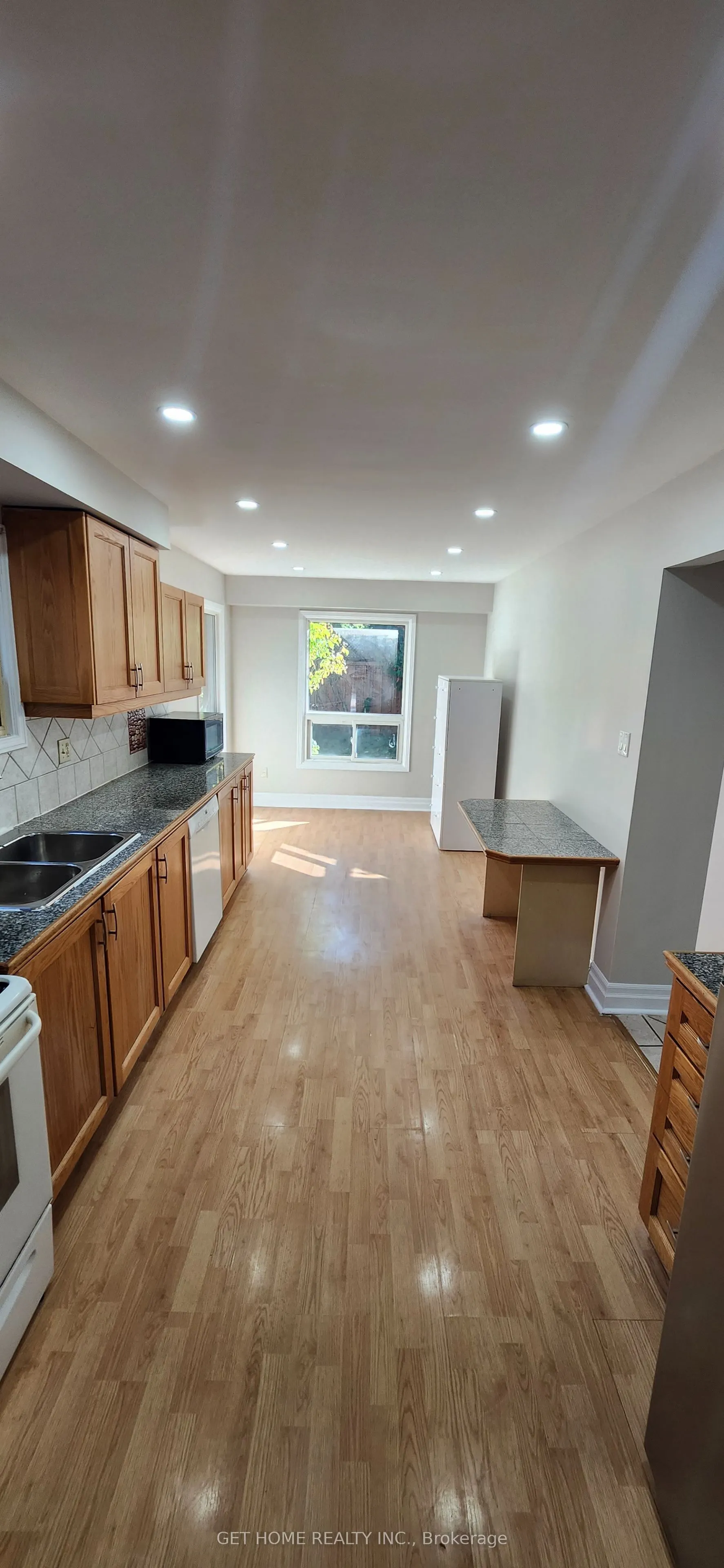 32 Torrance Woods #Main