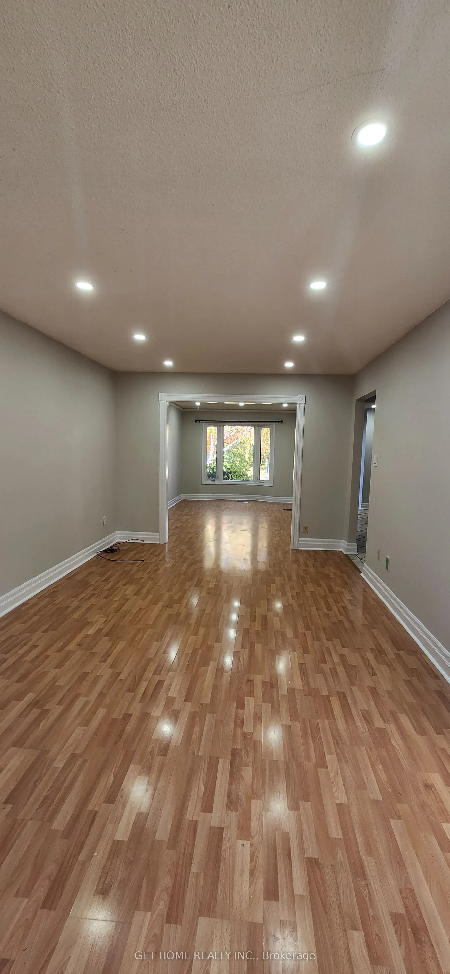 32 Torrance Woods #Main