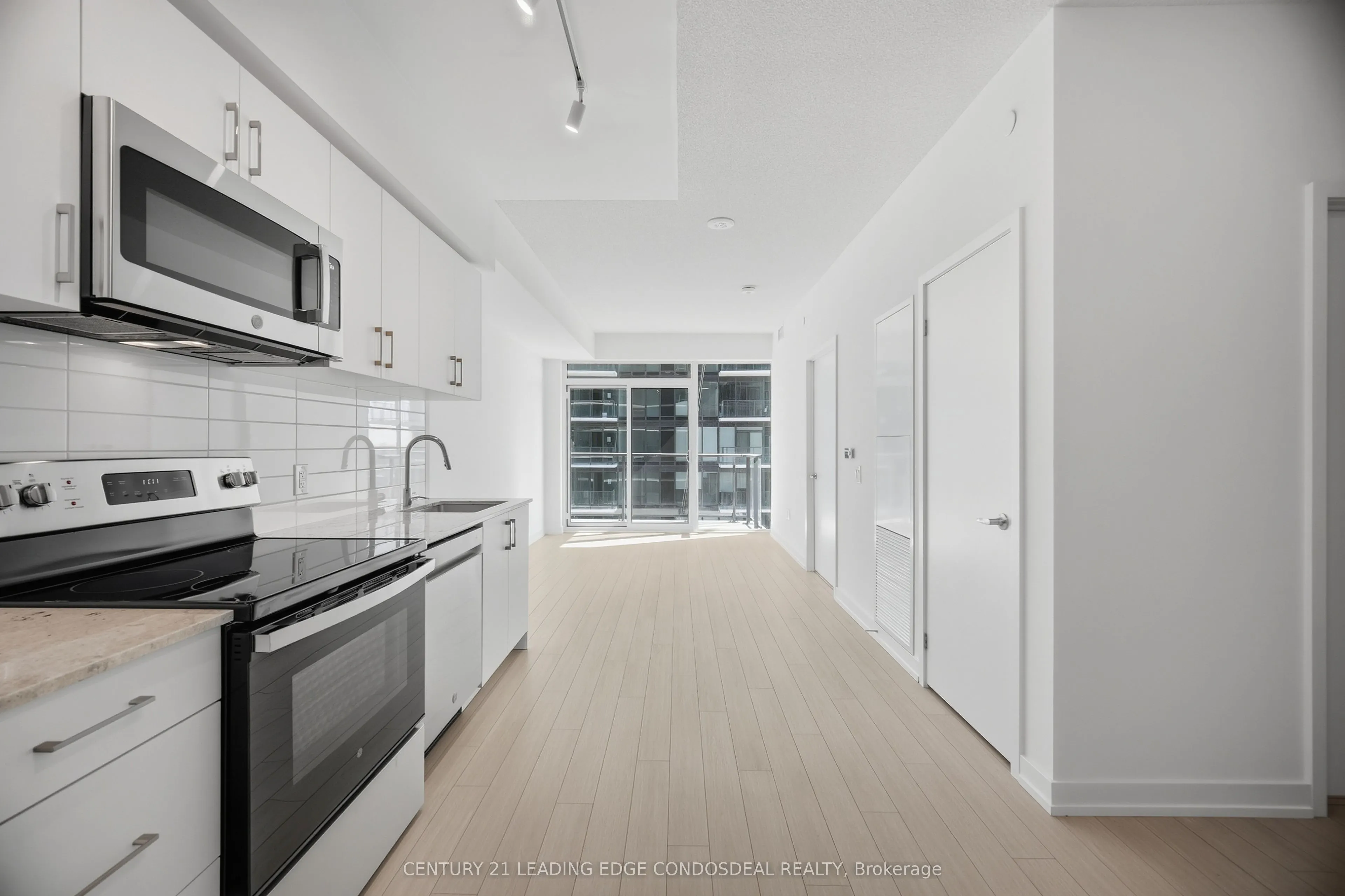 4010 Eglinton Avenue W #1606