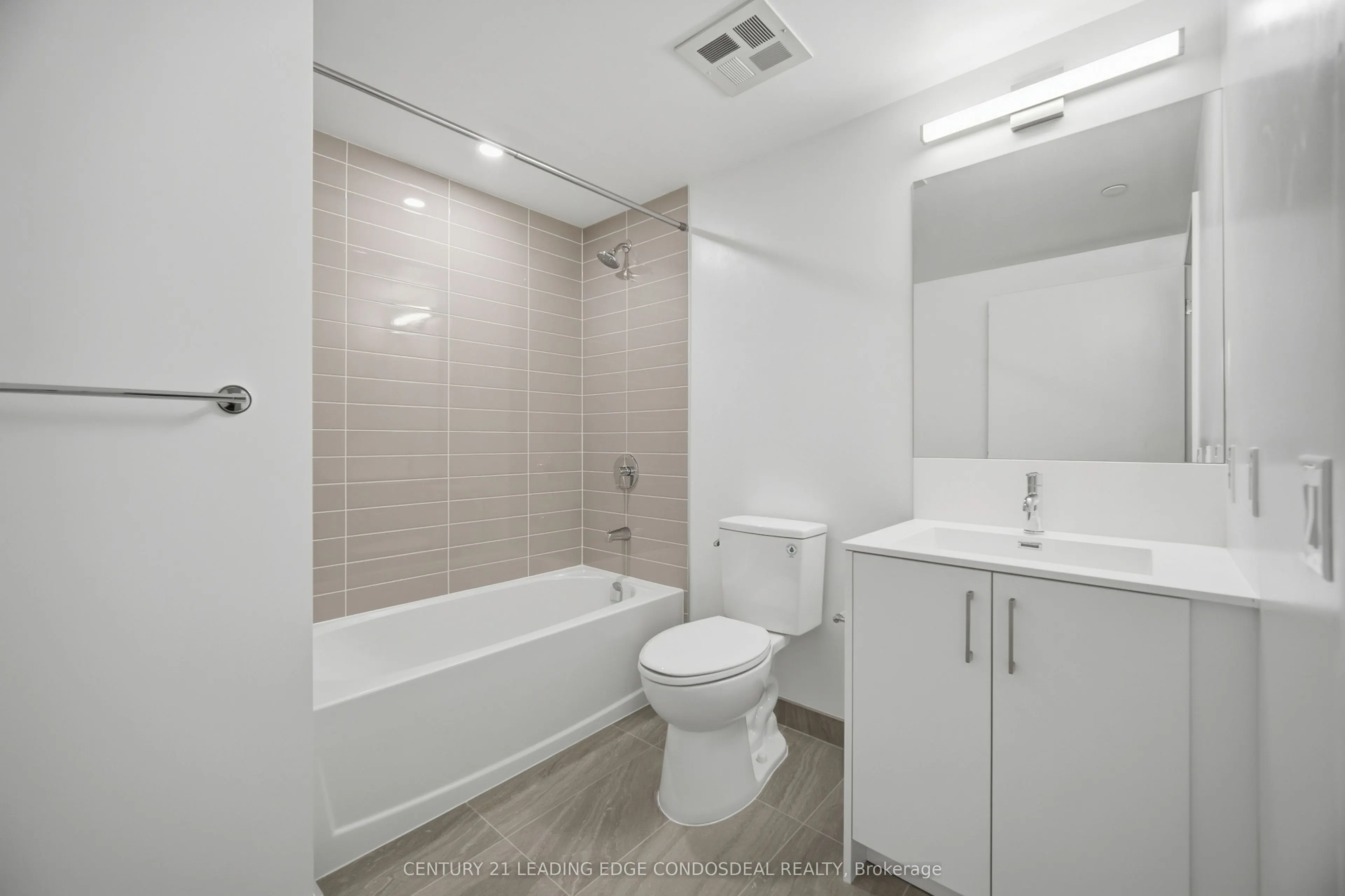 4010 Eglinton Avenue W #1606