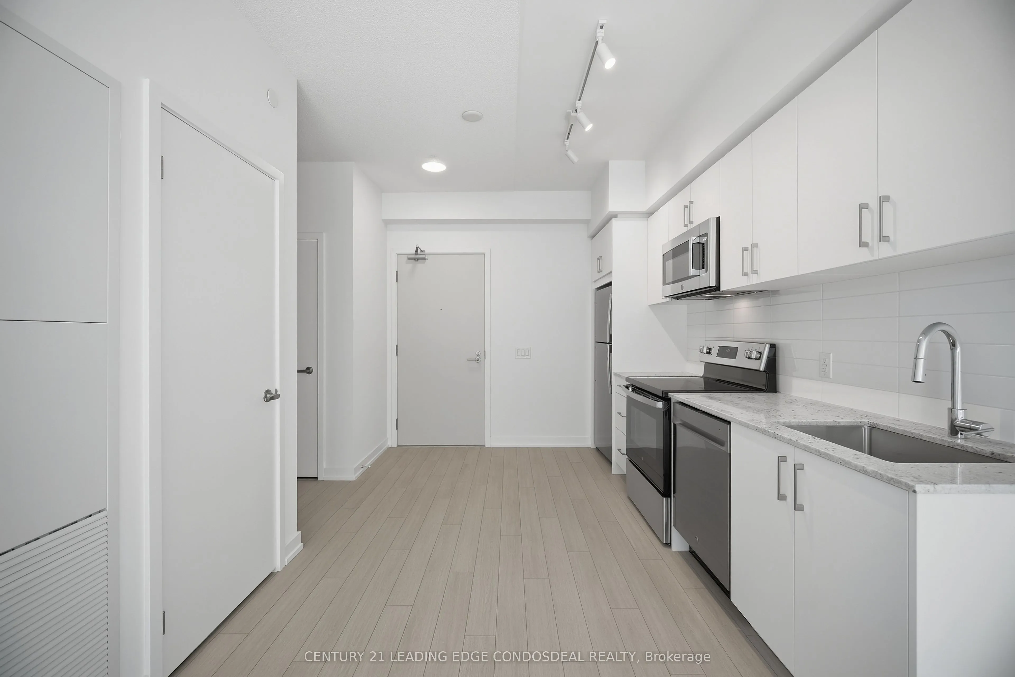 4010 Eglinton Avenue W #1606