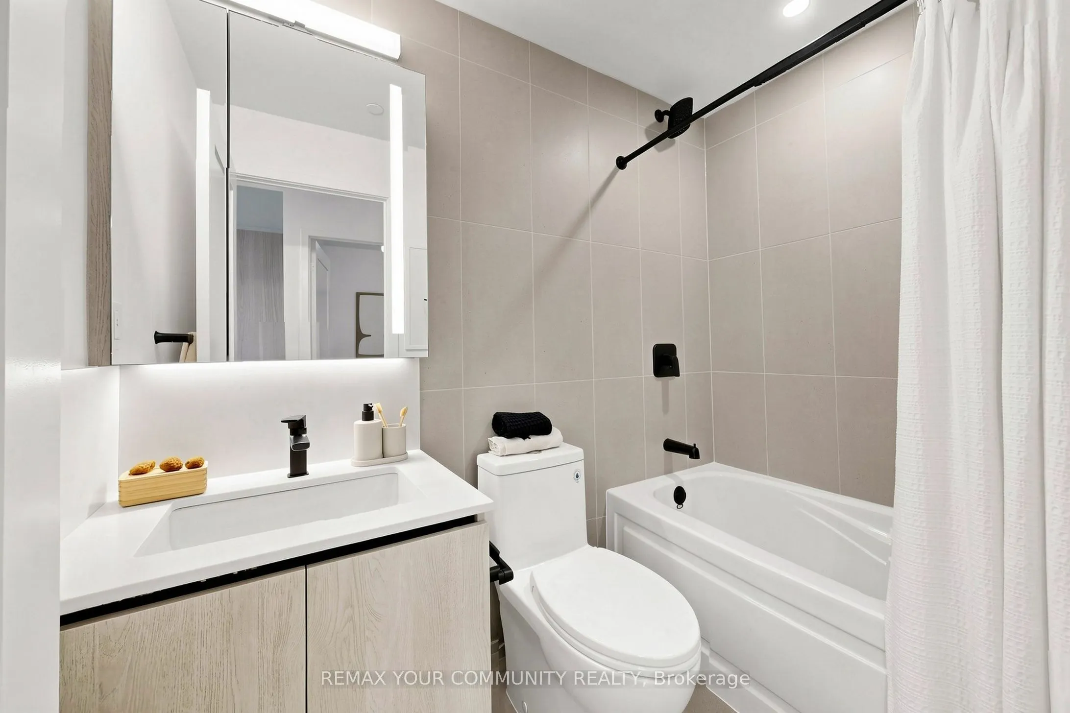 209 Steeles Avenue W #3604