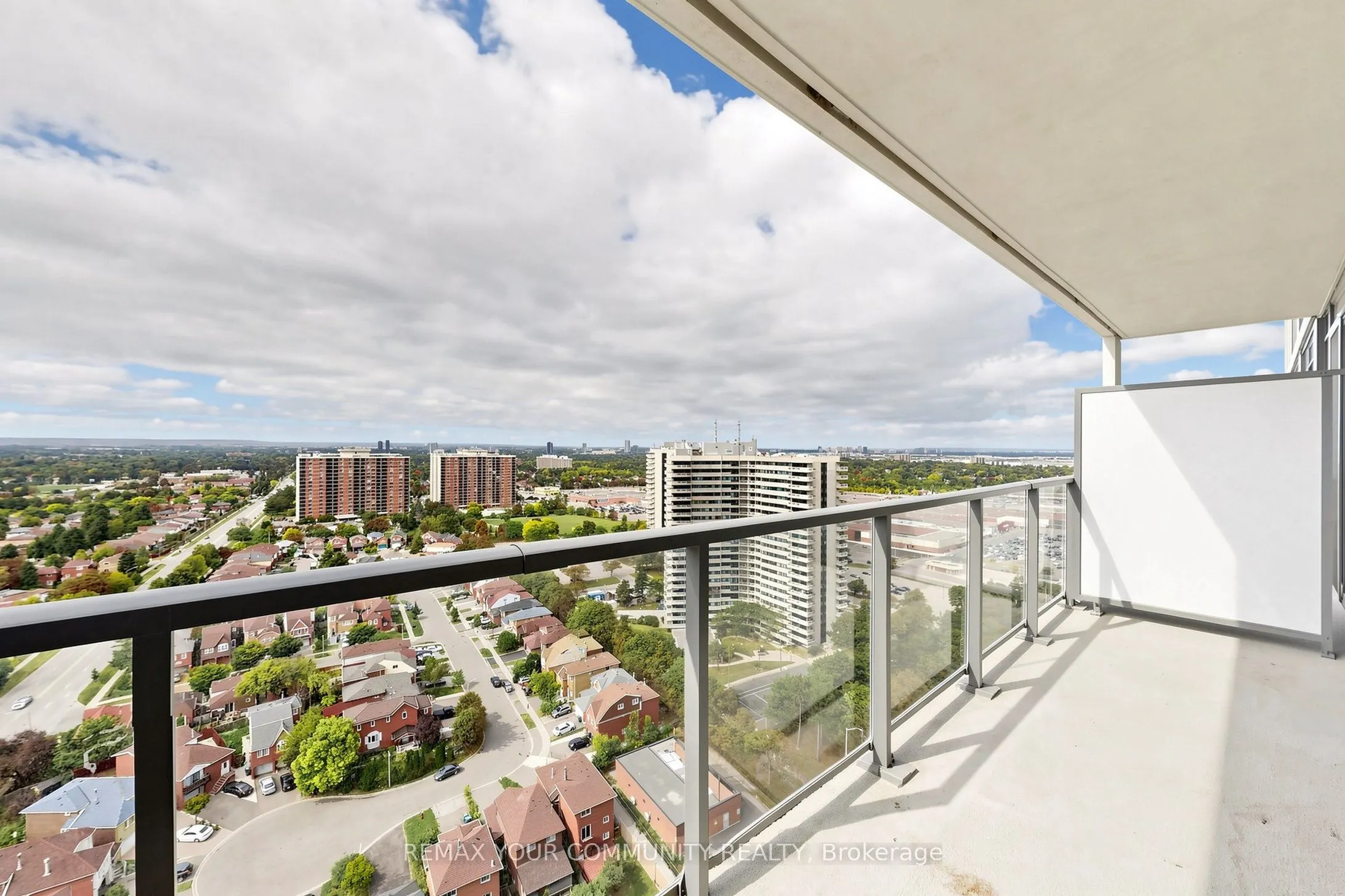 209 Steeles Avenue W #3604