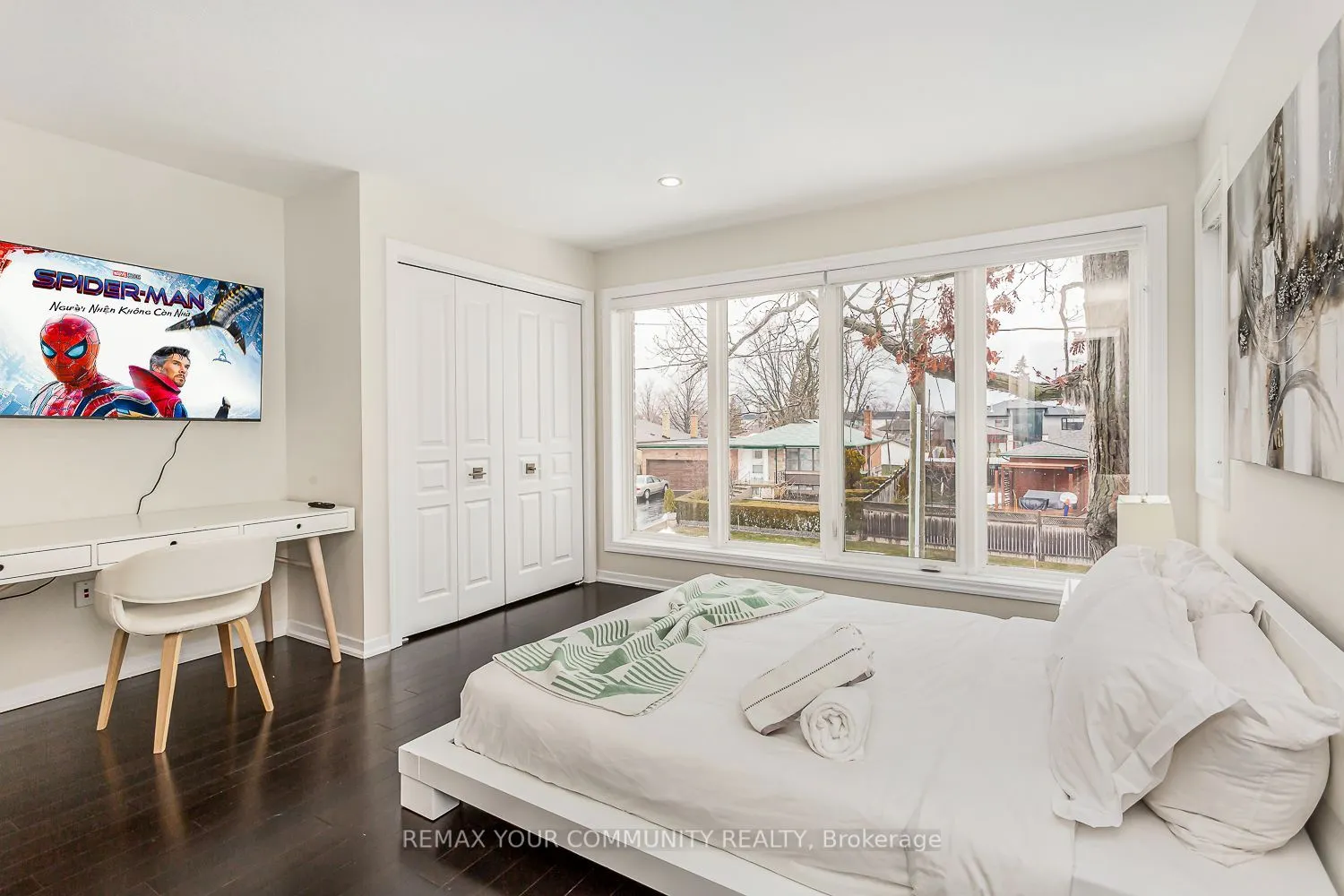 338 Woodale Avenue