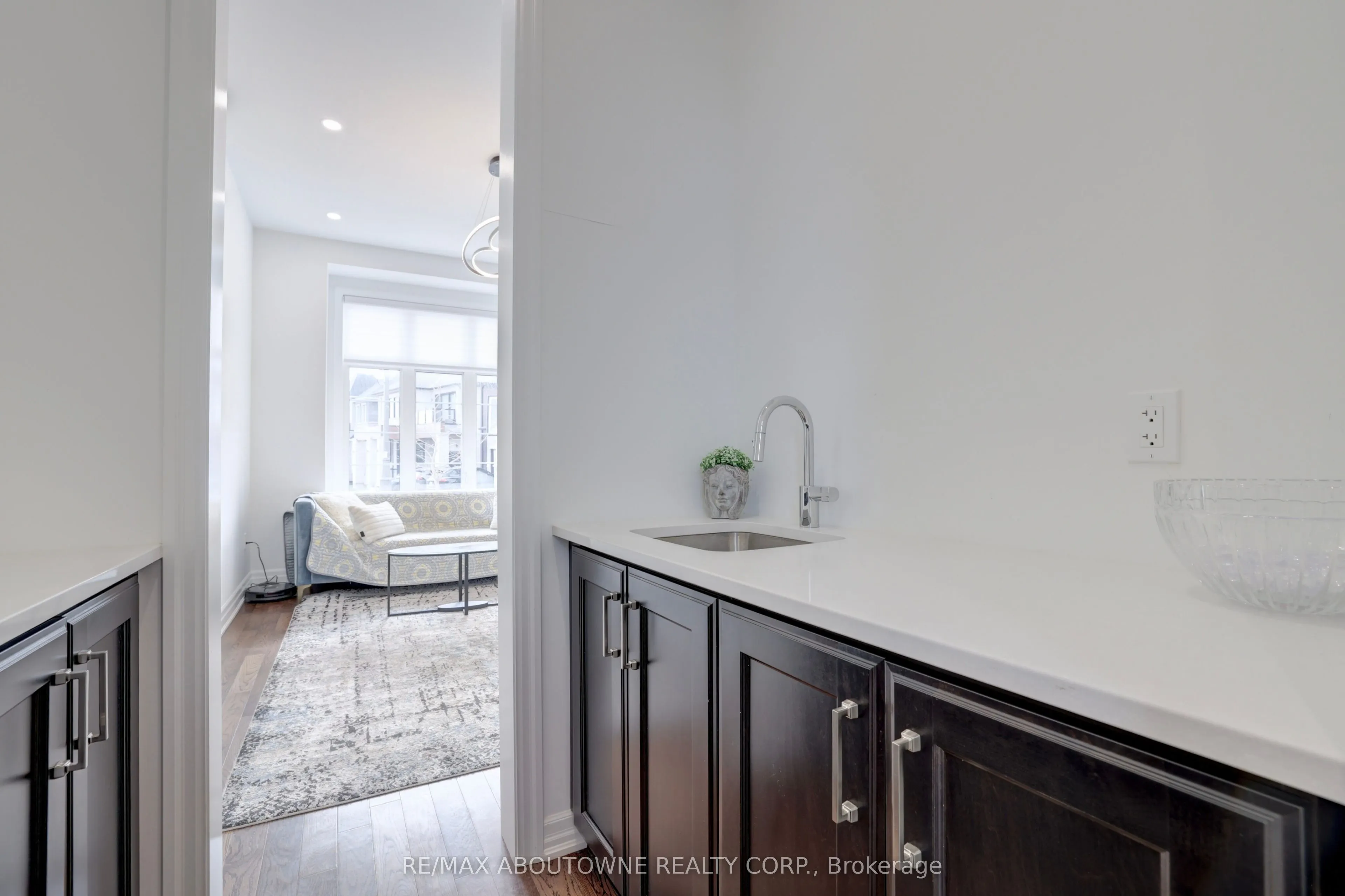 1416 Ford Strathy Crescent