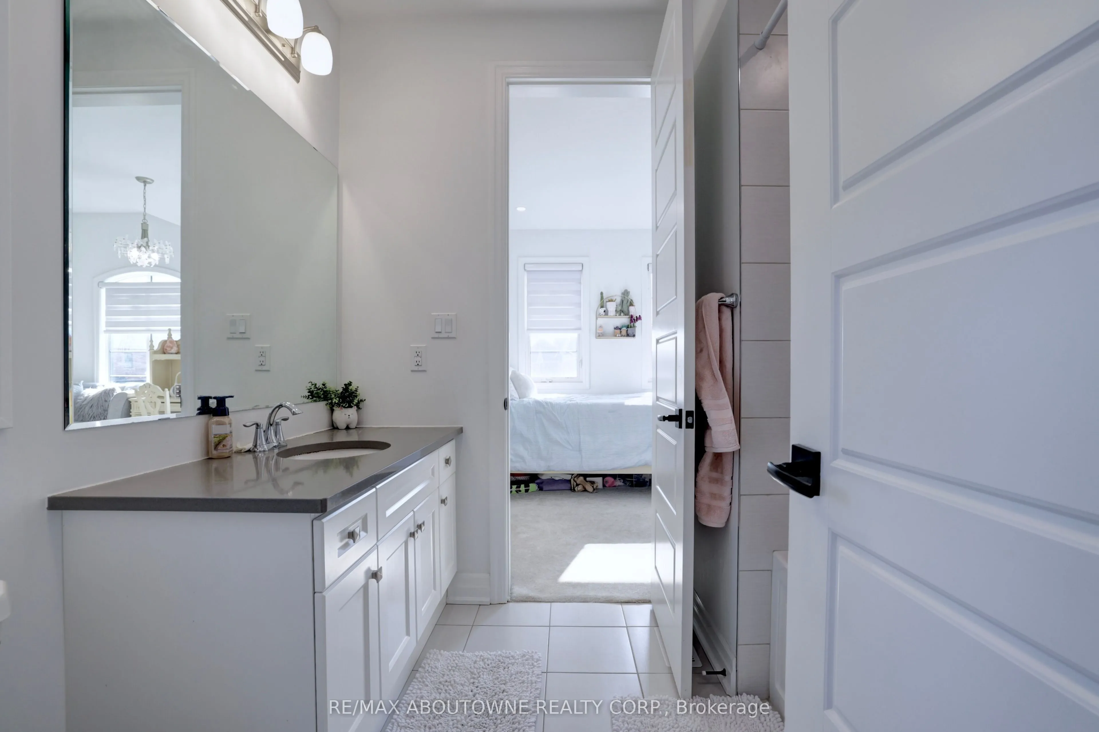 1416 Ford Strathy Crescent