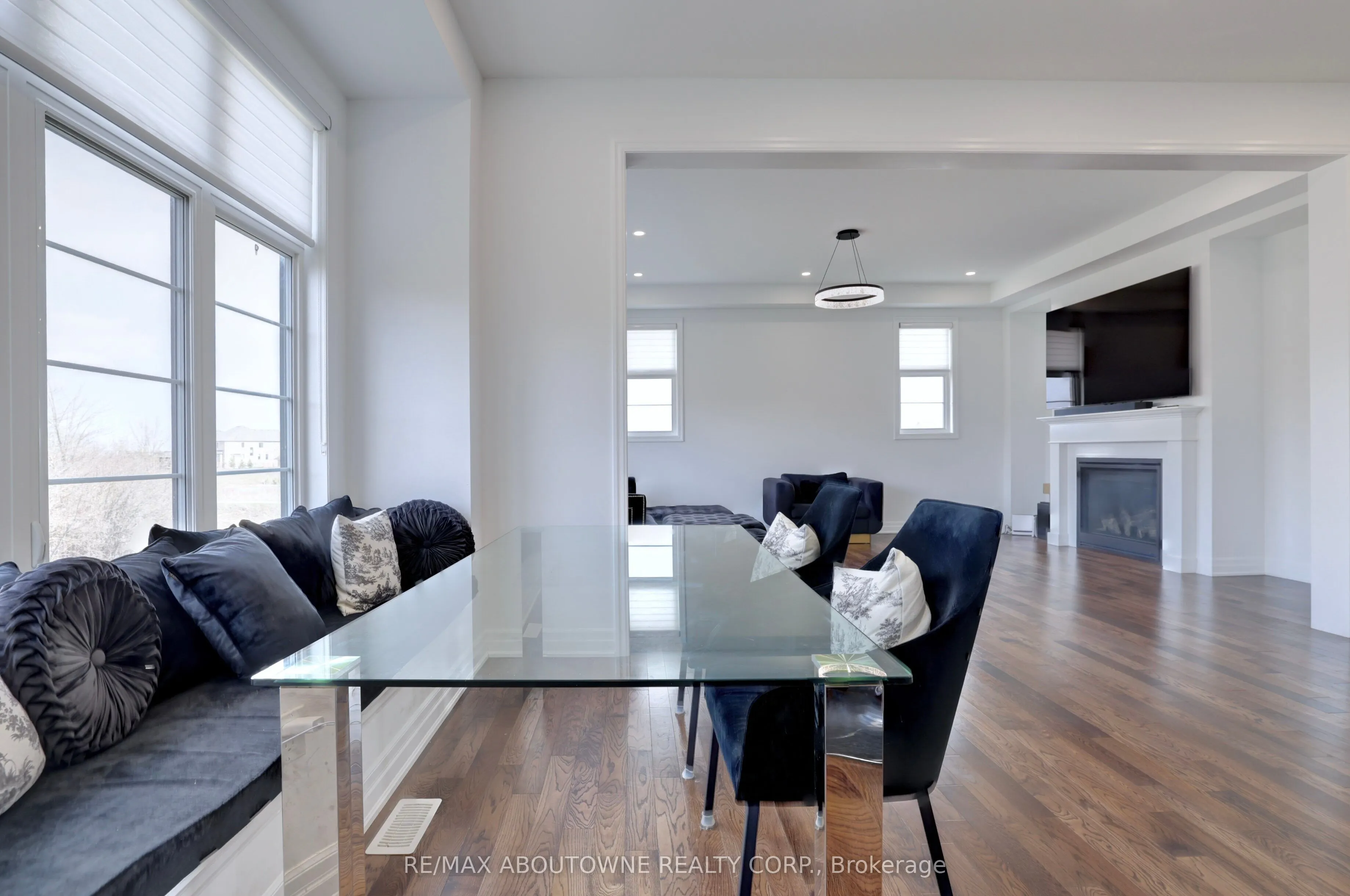 1416 Ford Strathy Crescent