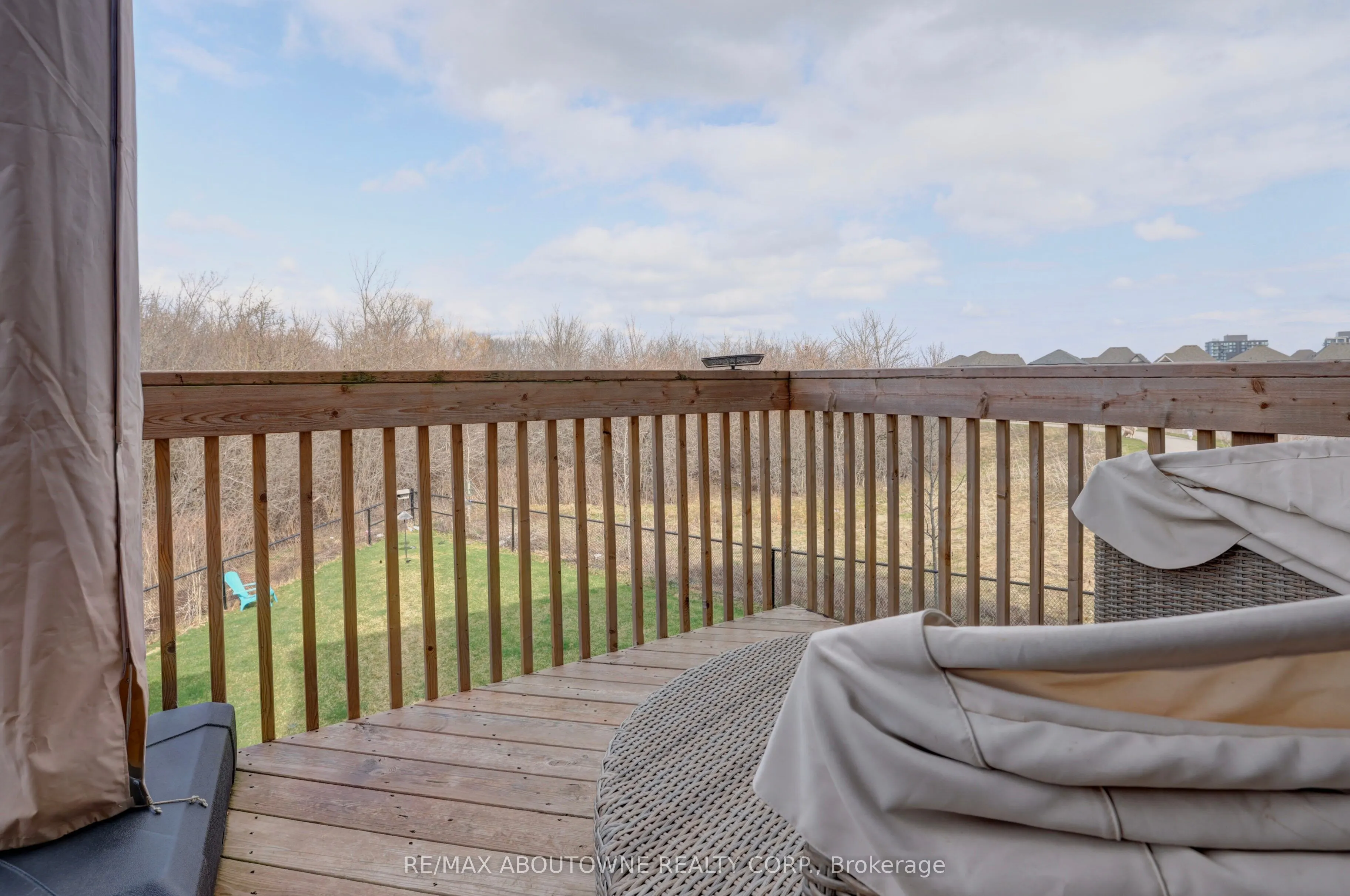 1416 Ford Strathy Crescent