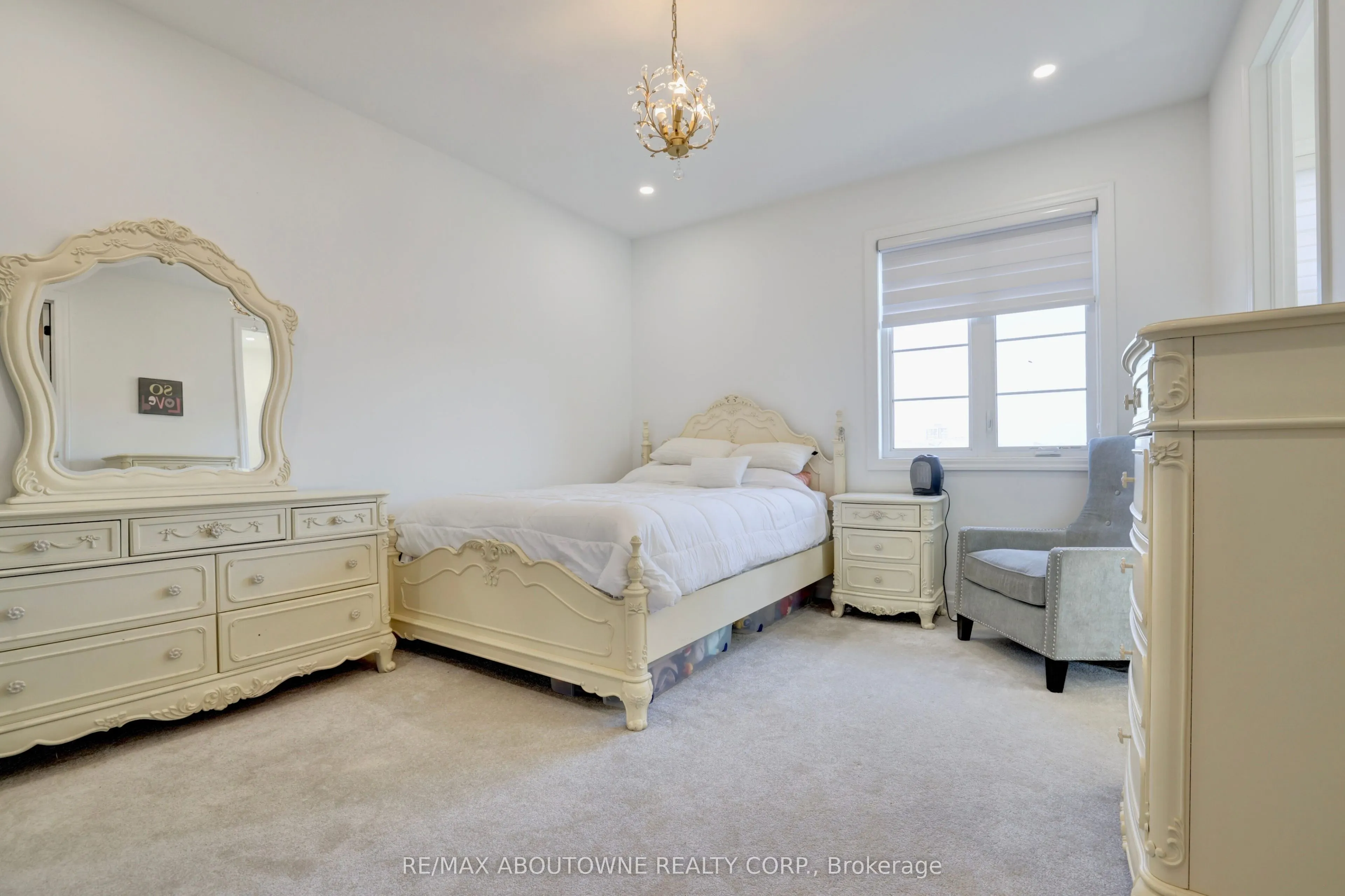 1416 Ford Strathy Crescent