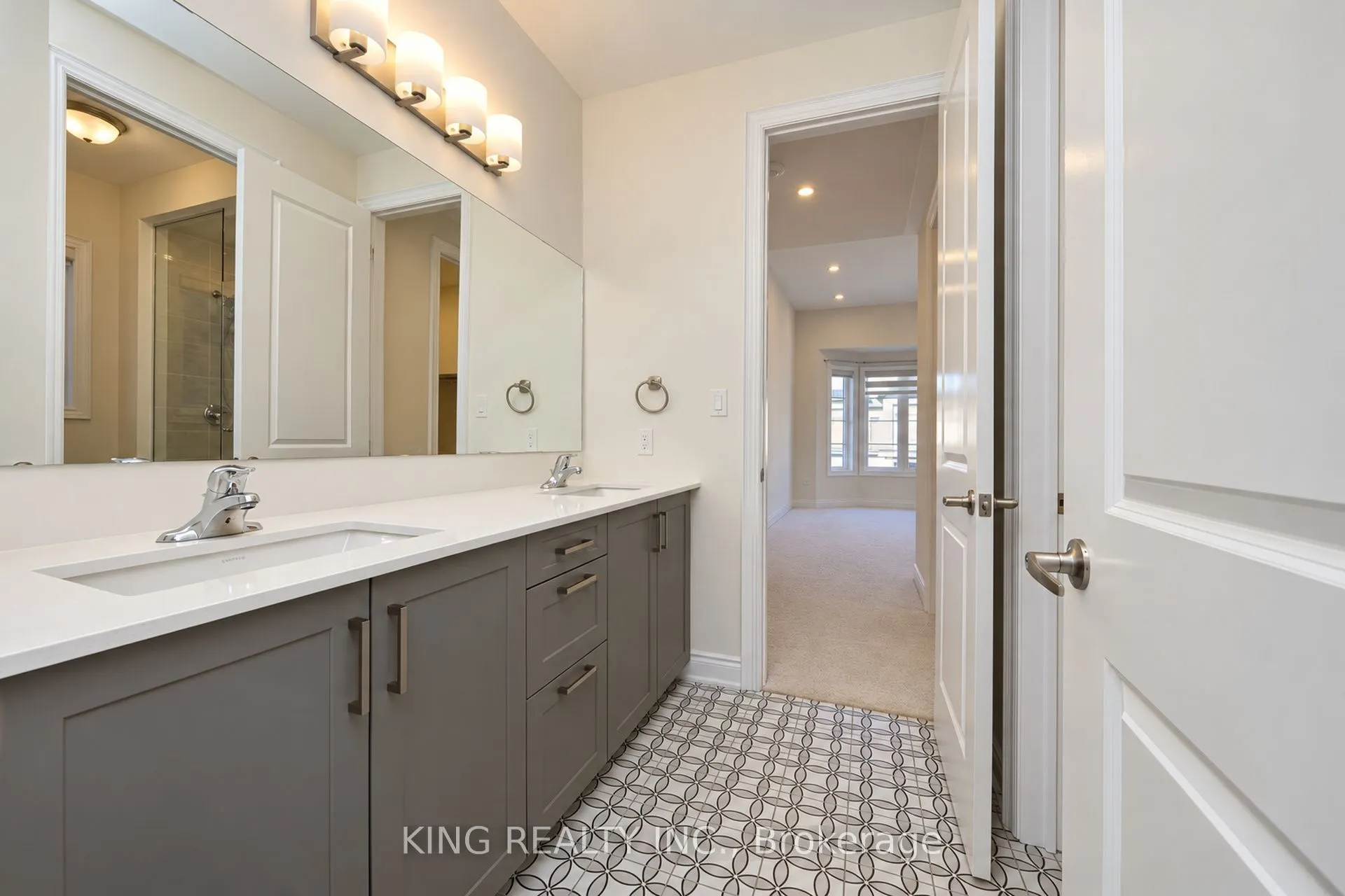 2359 Irene Crescent