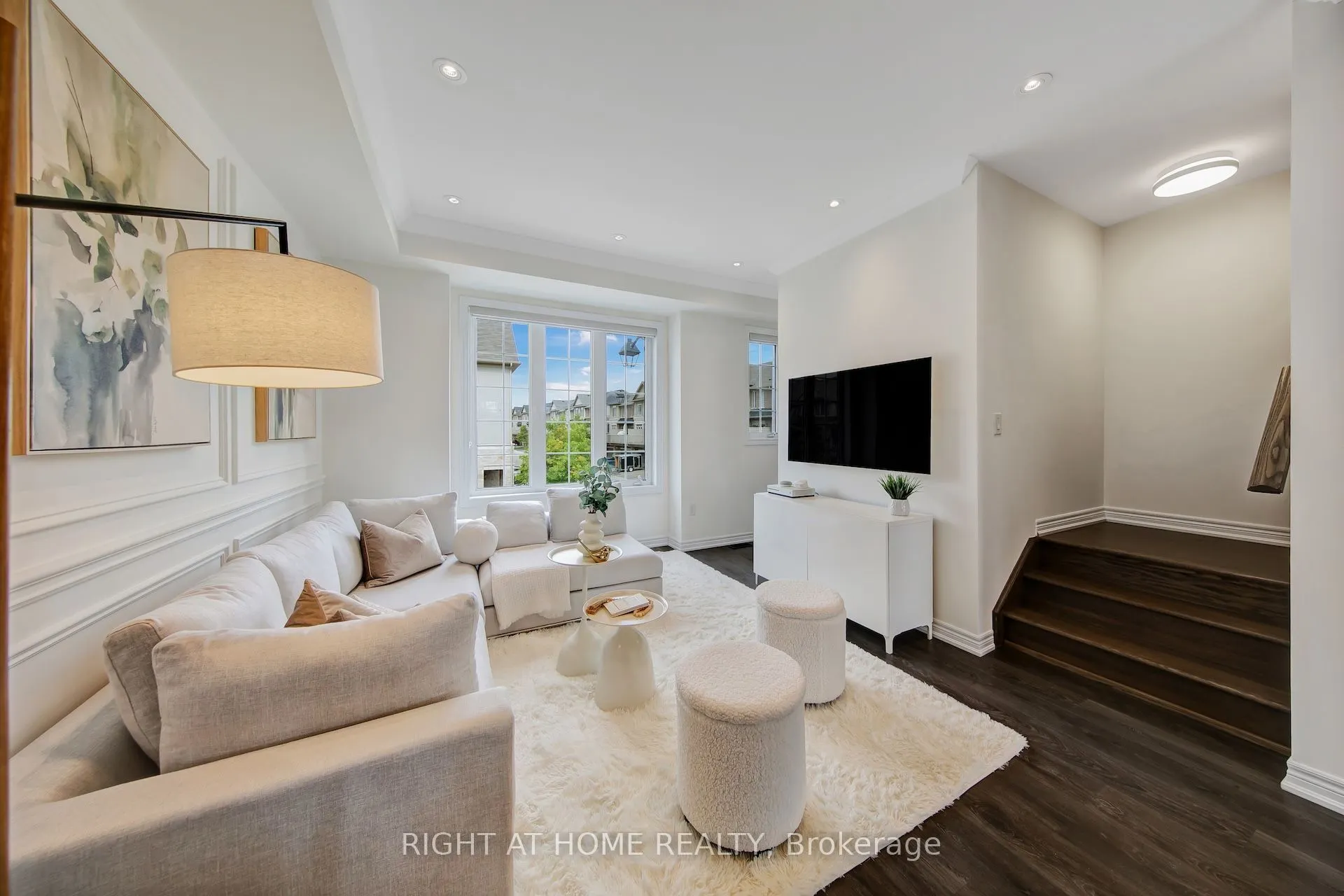 408 Belcourt Common