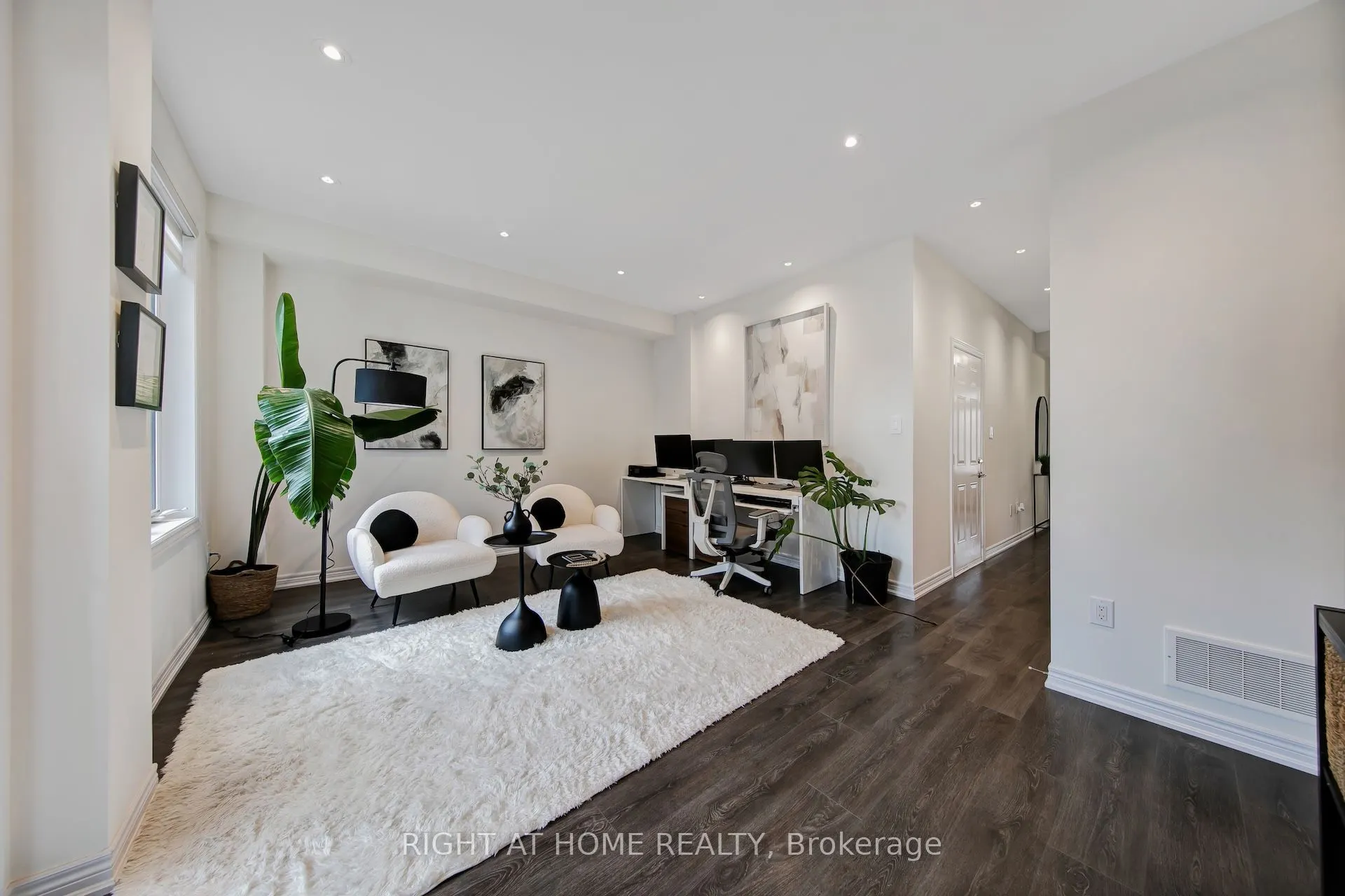 408 Belcourt Common