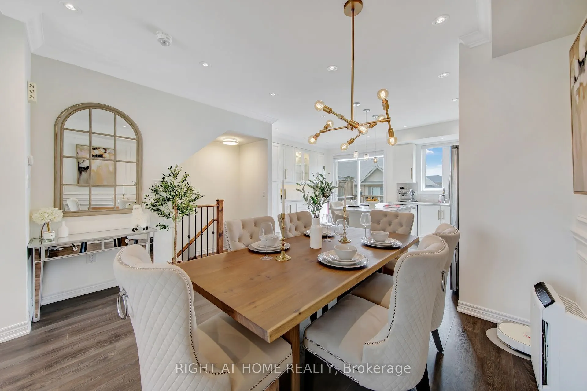 408 Belcourt Common