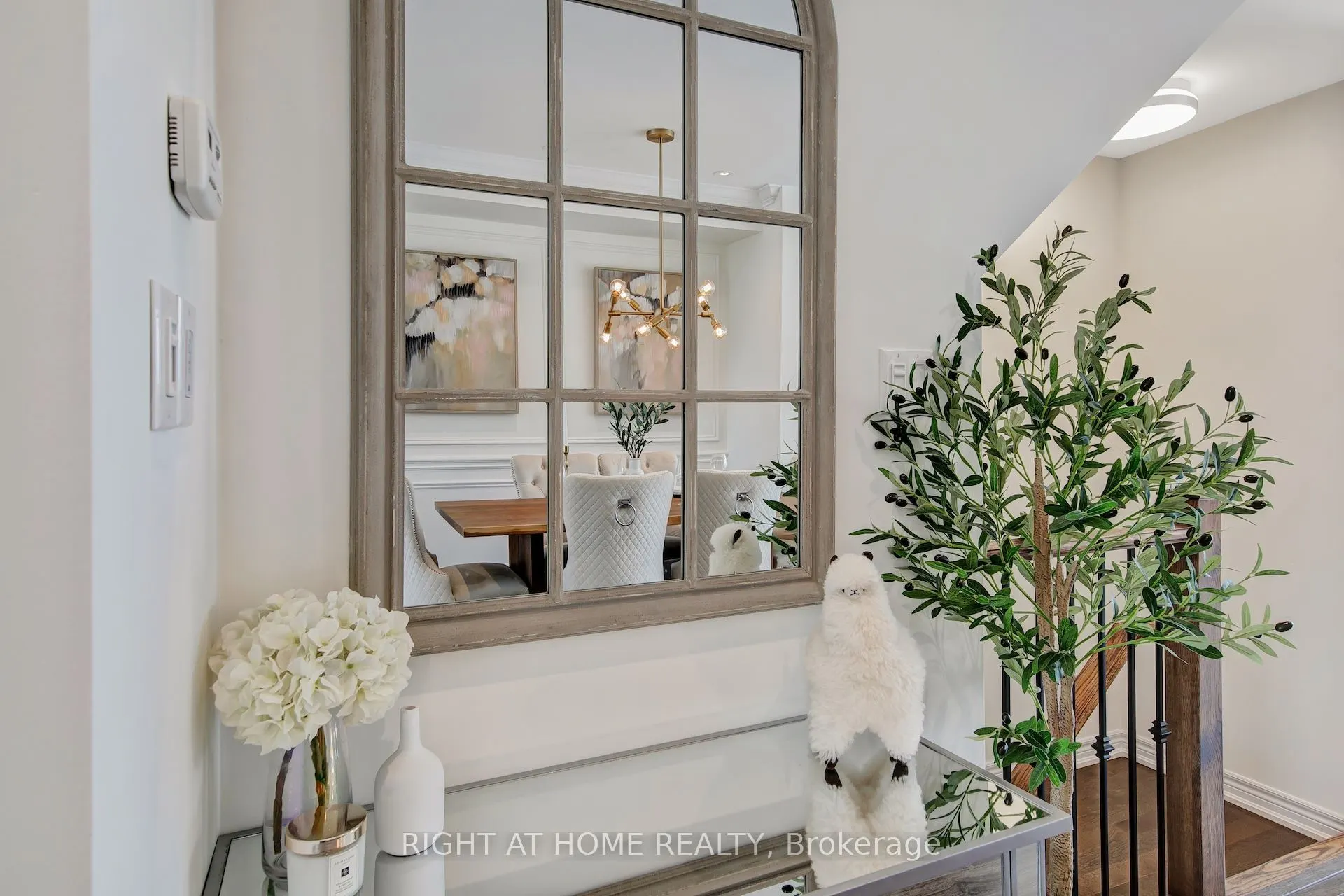 408 Belcourt Common
