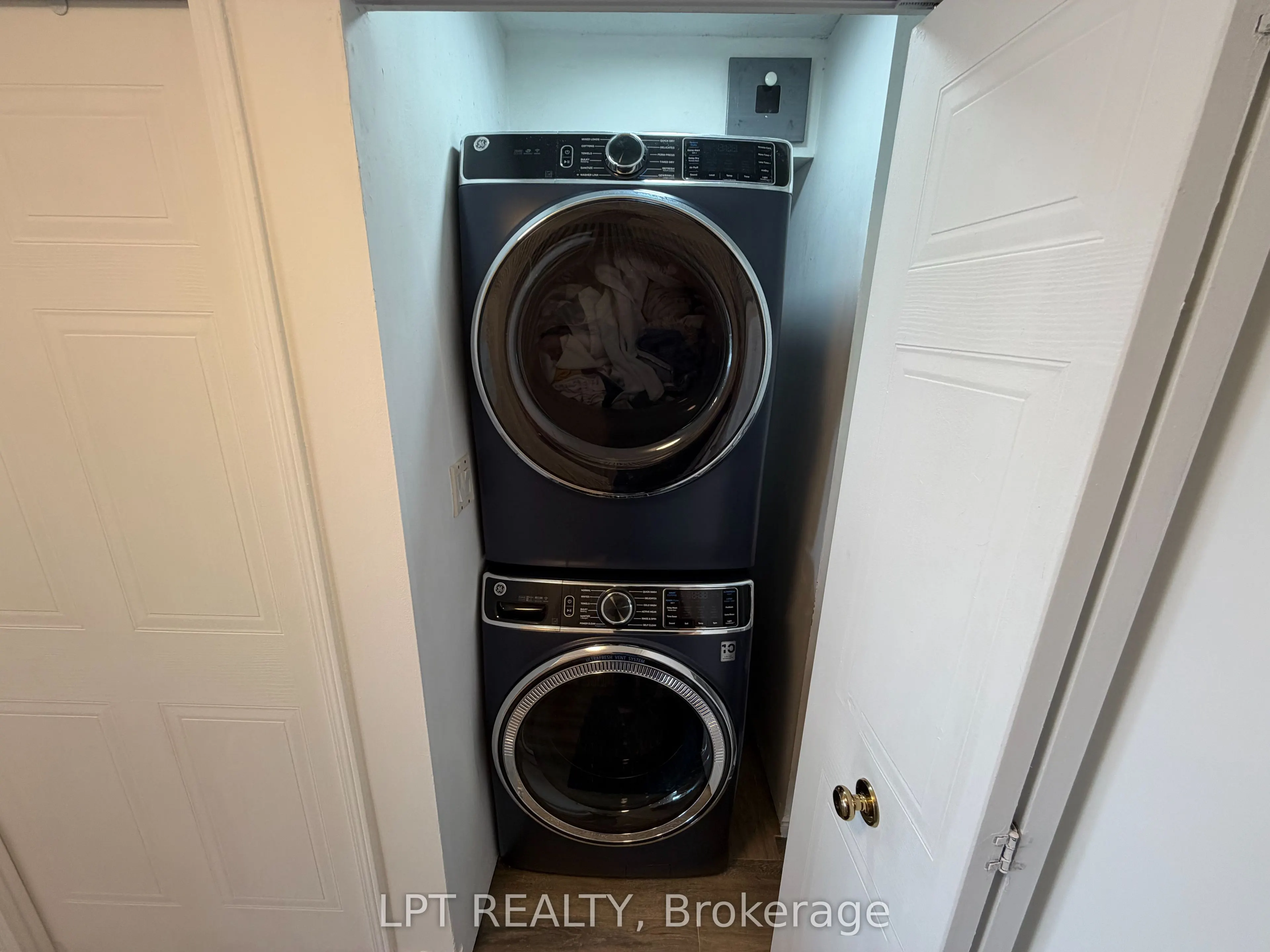 135 Hillcrest Avenue #2307