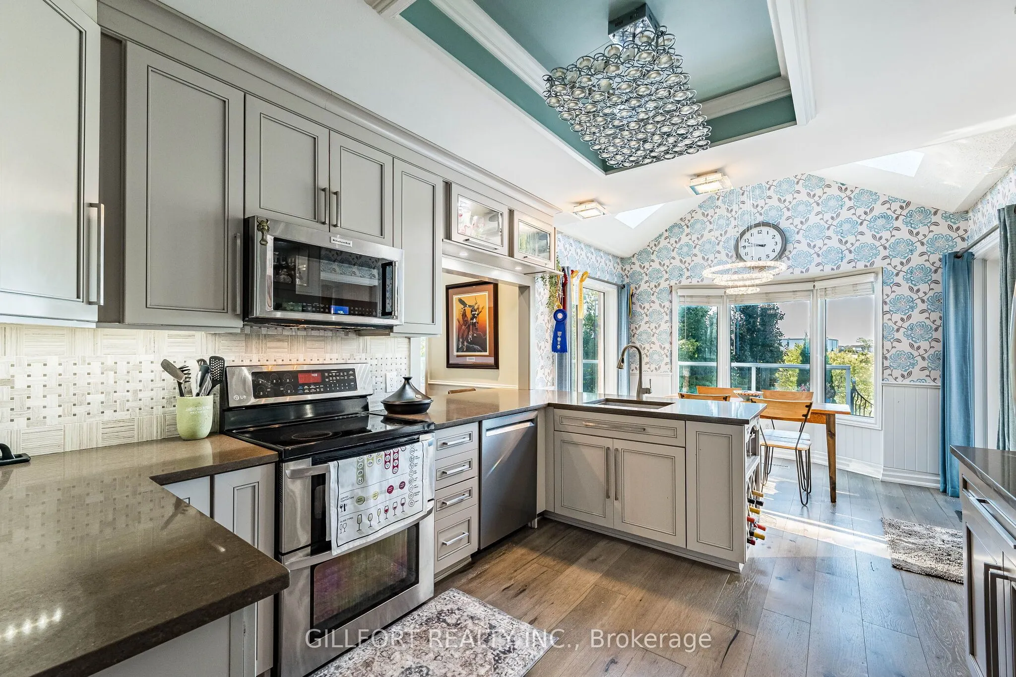 3742 Mayfield Road