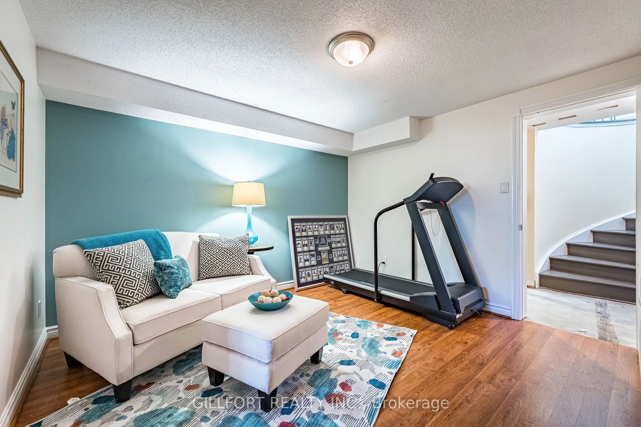 3742 Mayfield Road