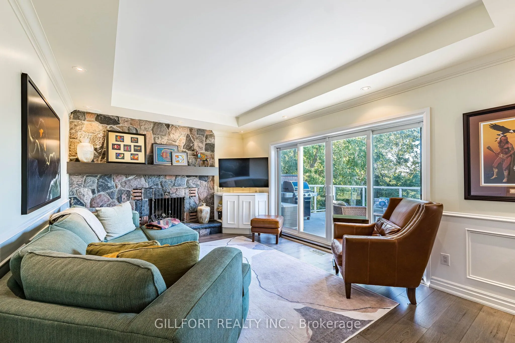 3742 Mayfield Road