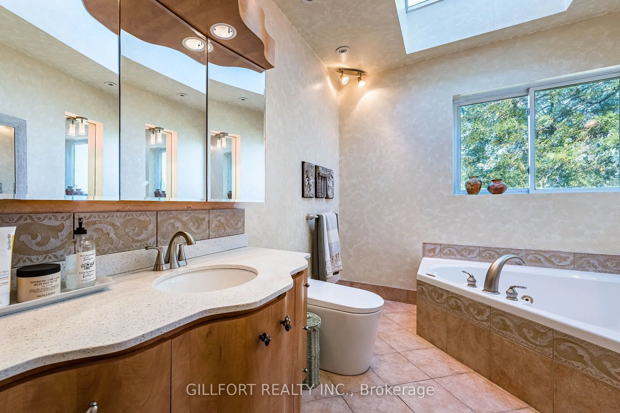 3742 Mayfield Road