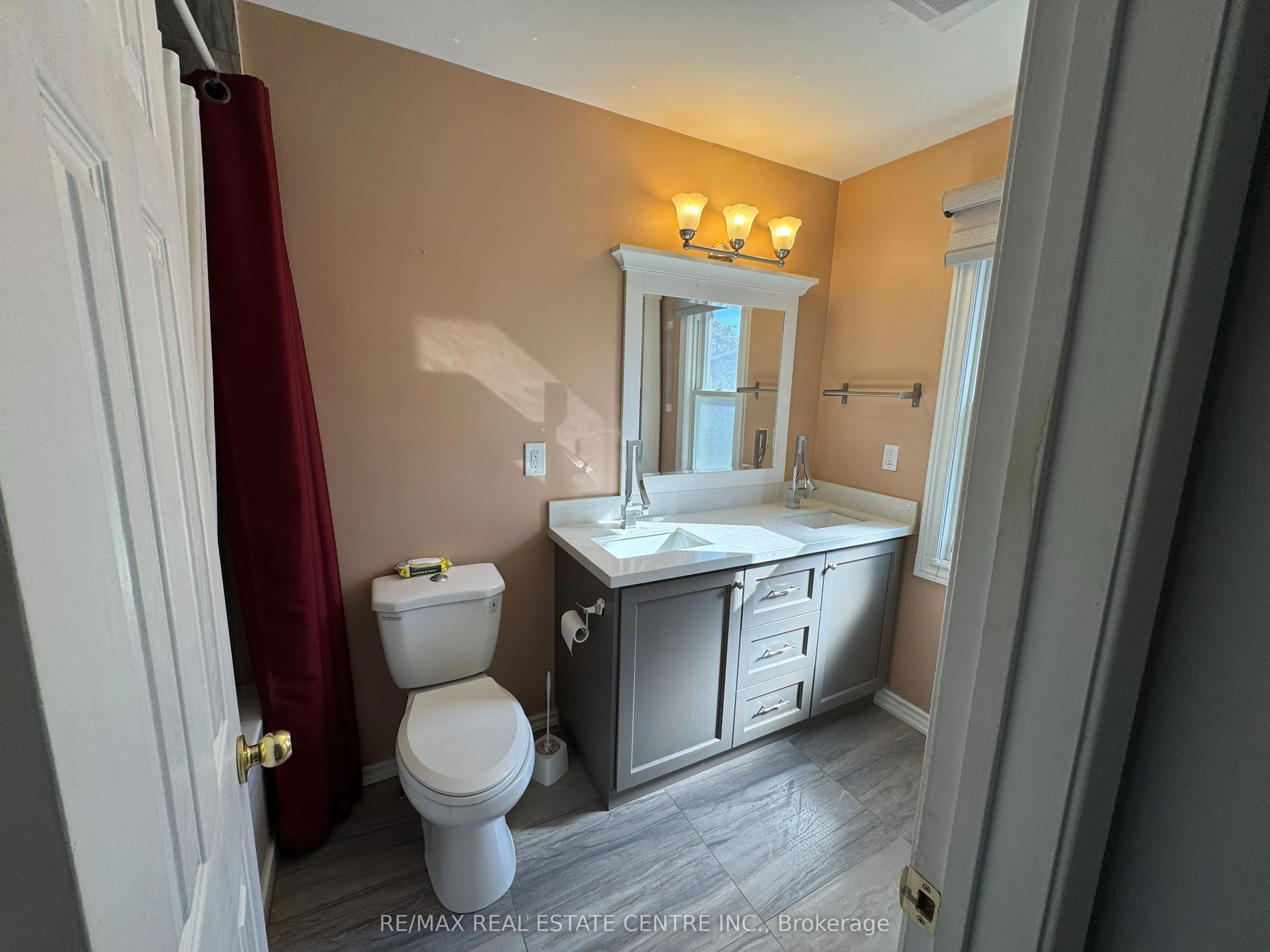 2825 Gananoque Drive #12