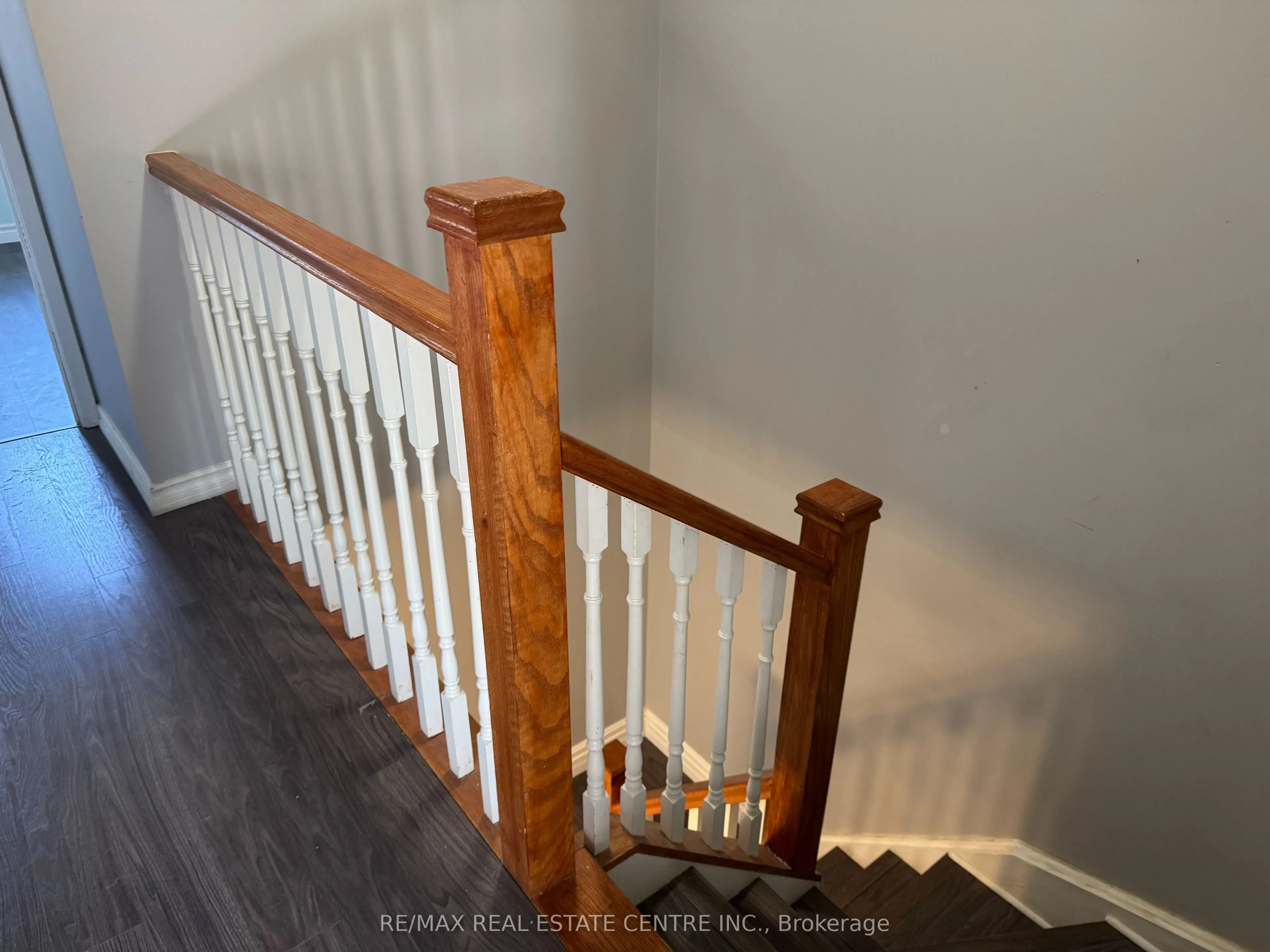 2825 Gananoque Drive #12