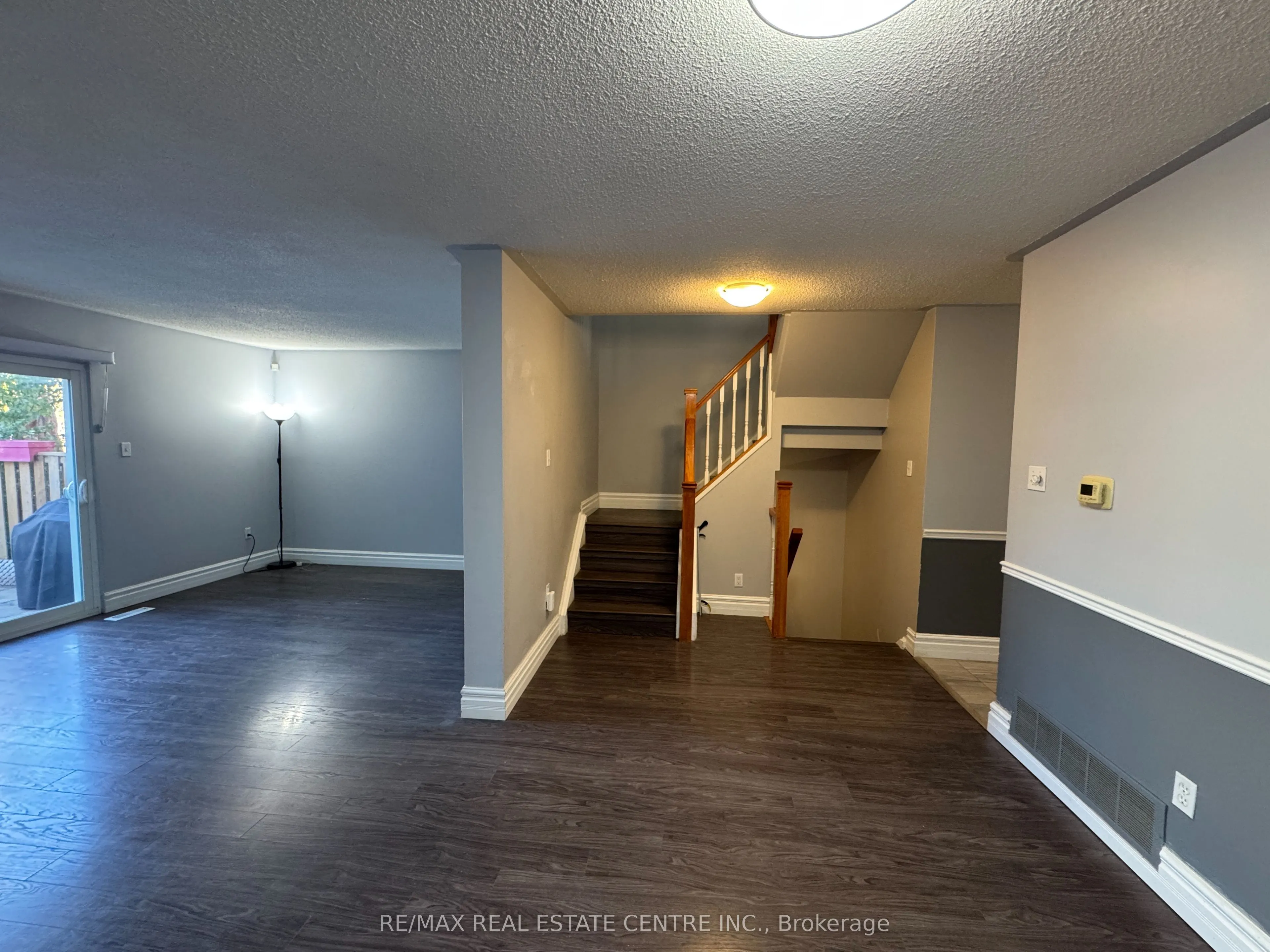 2825 Gananoque Drive #12