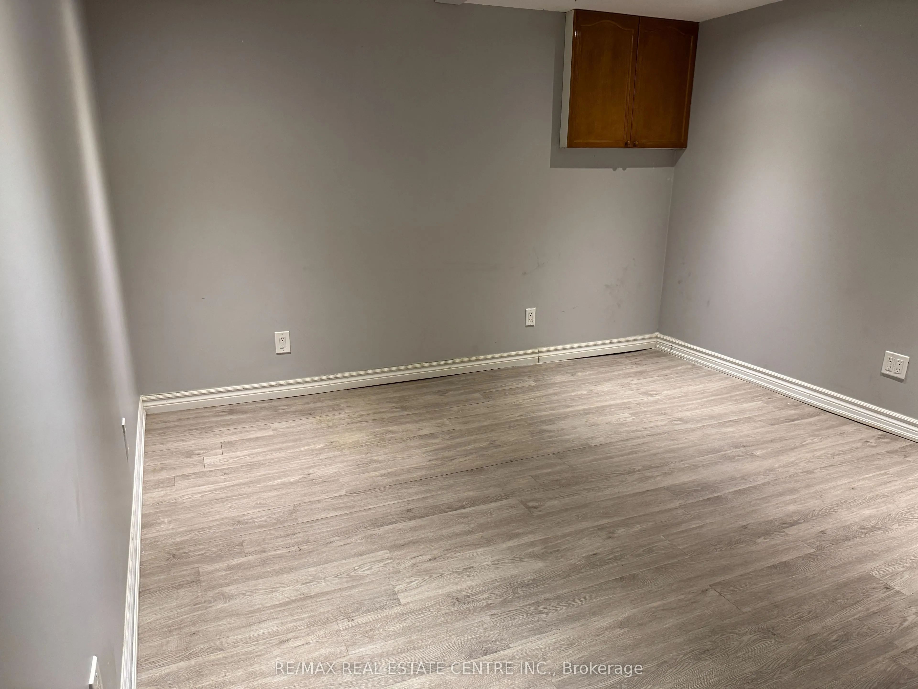 2825 Gananoque Drive #12