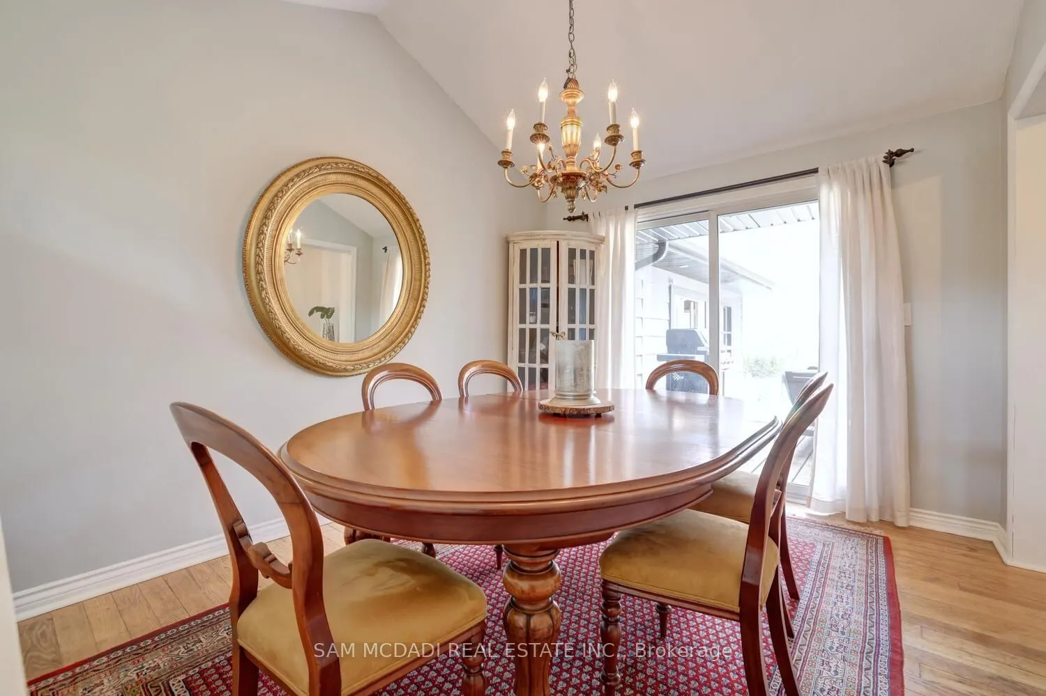 821 Parkland Avenue