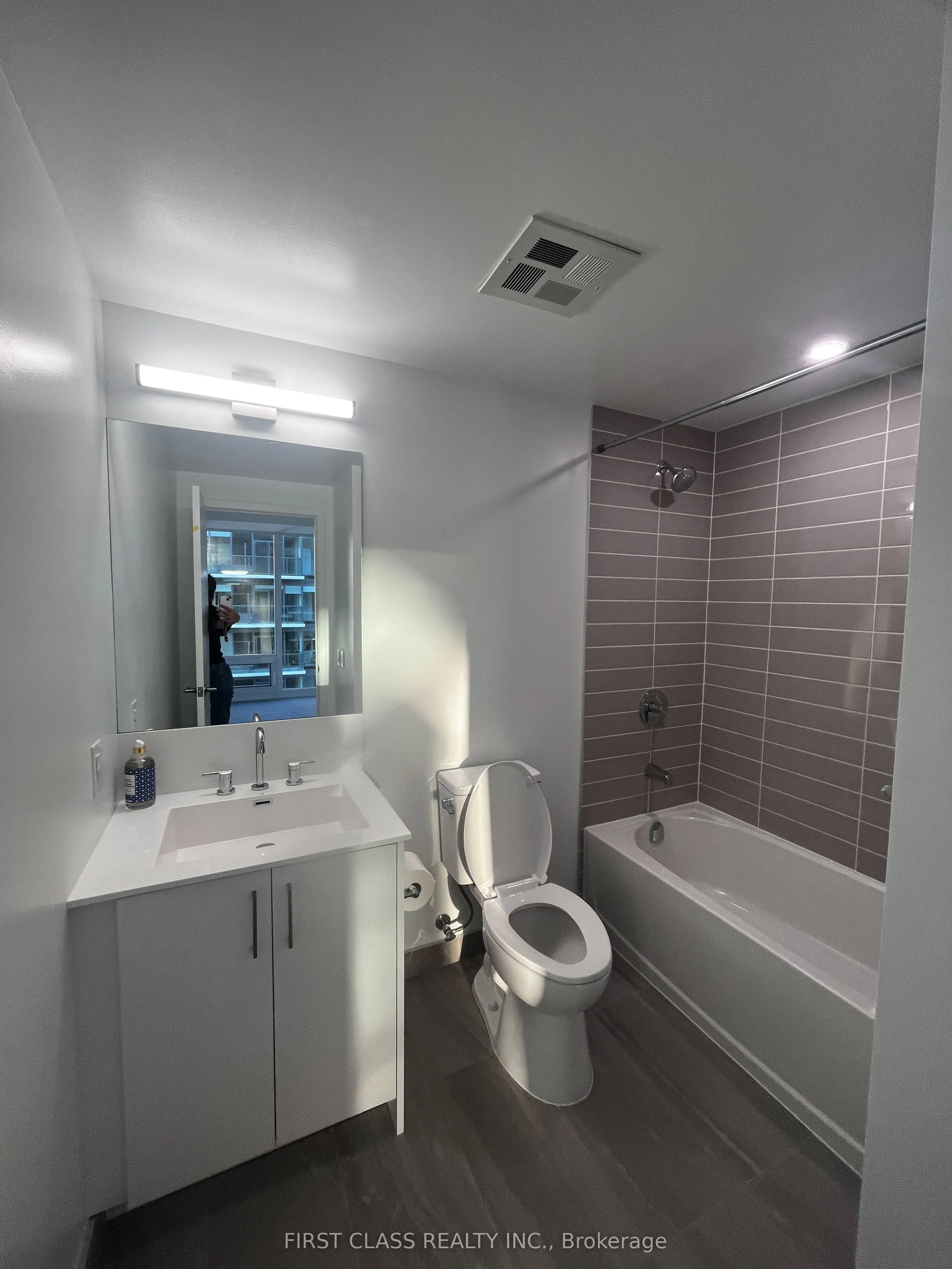4010 Eglinton Avenue W #2608