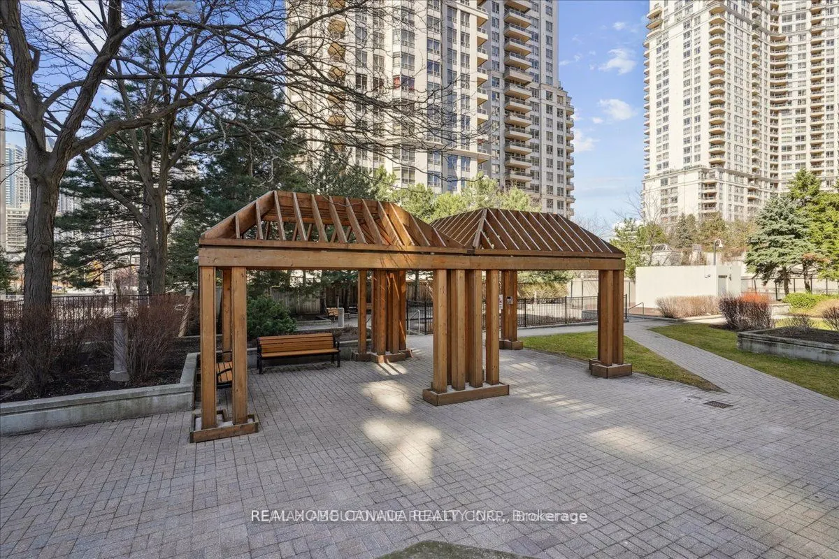 325 Webb Drive #602