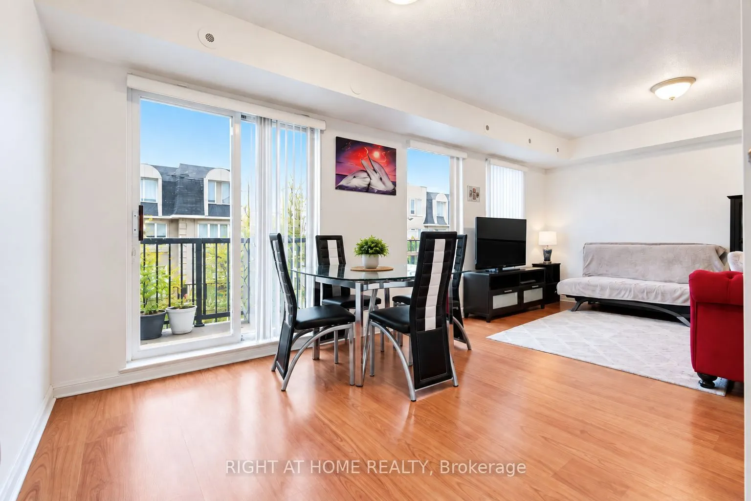 55 George Appleton Way #2095