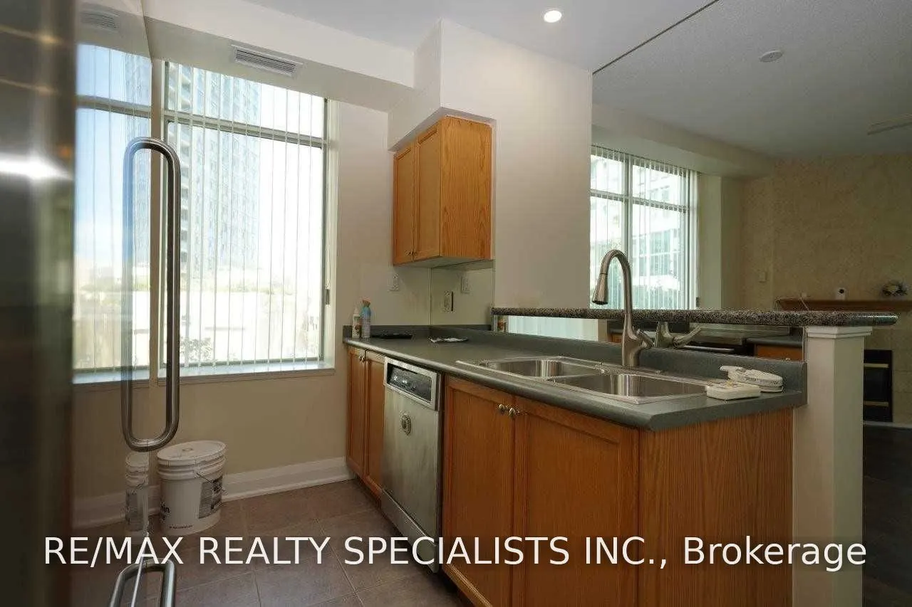 5 Marine Parade Drive #317