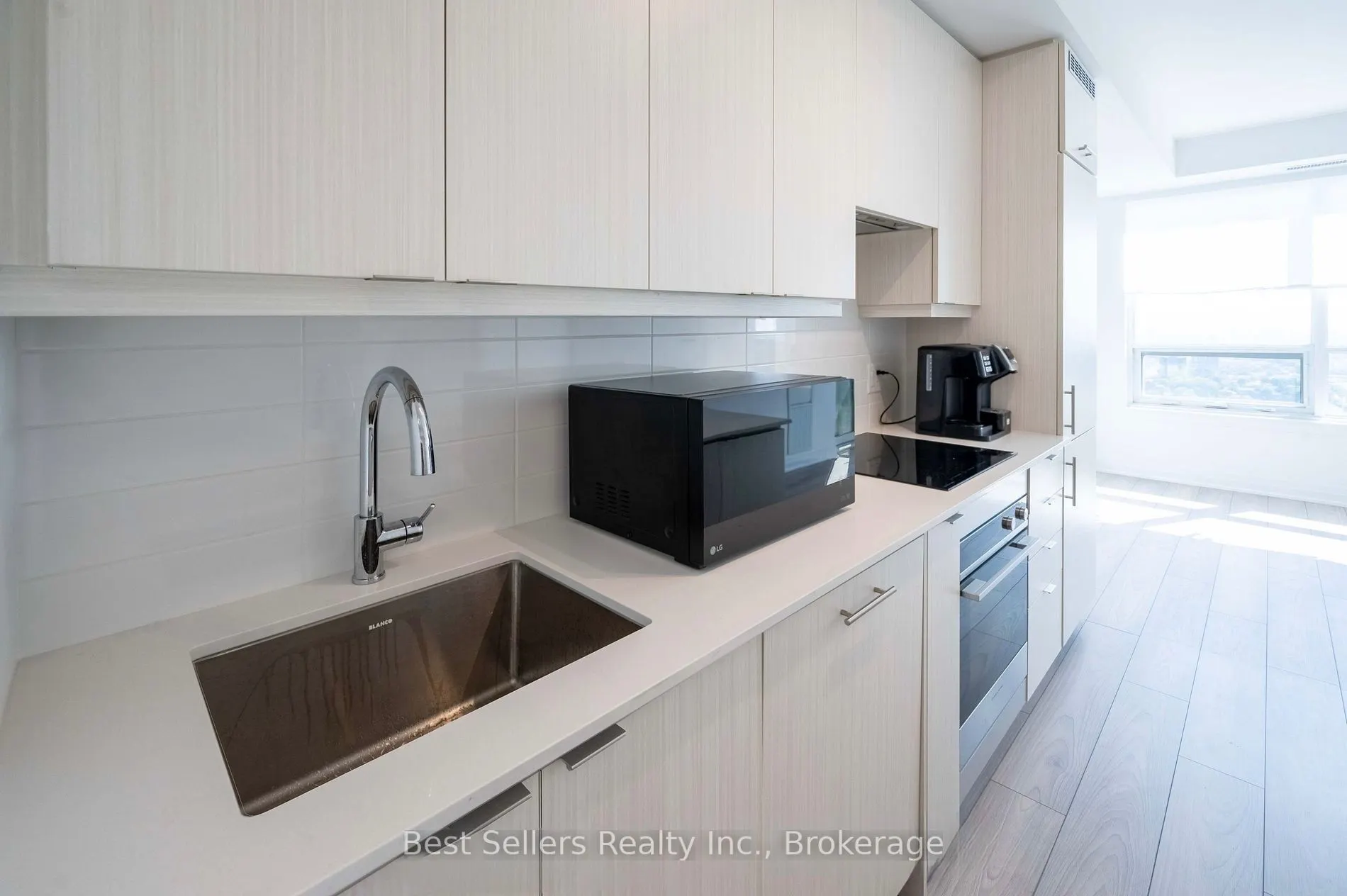 36 Elm Drive #2406
