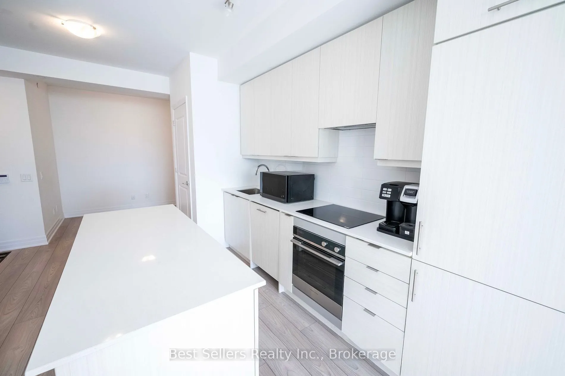 36 Elm Drive #2406
