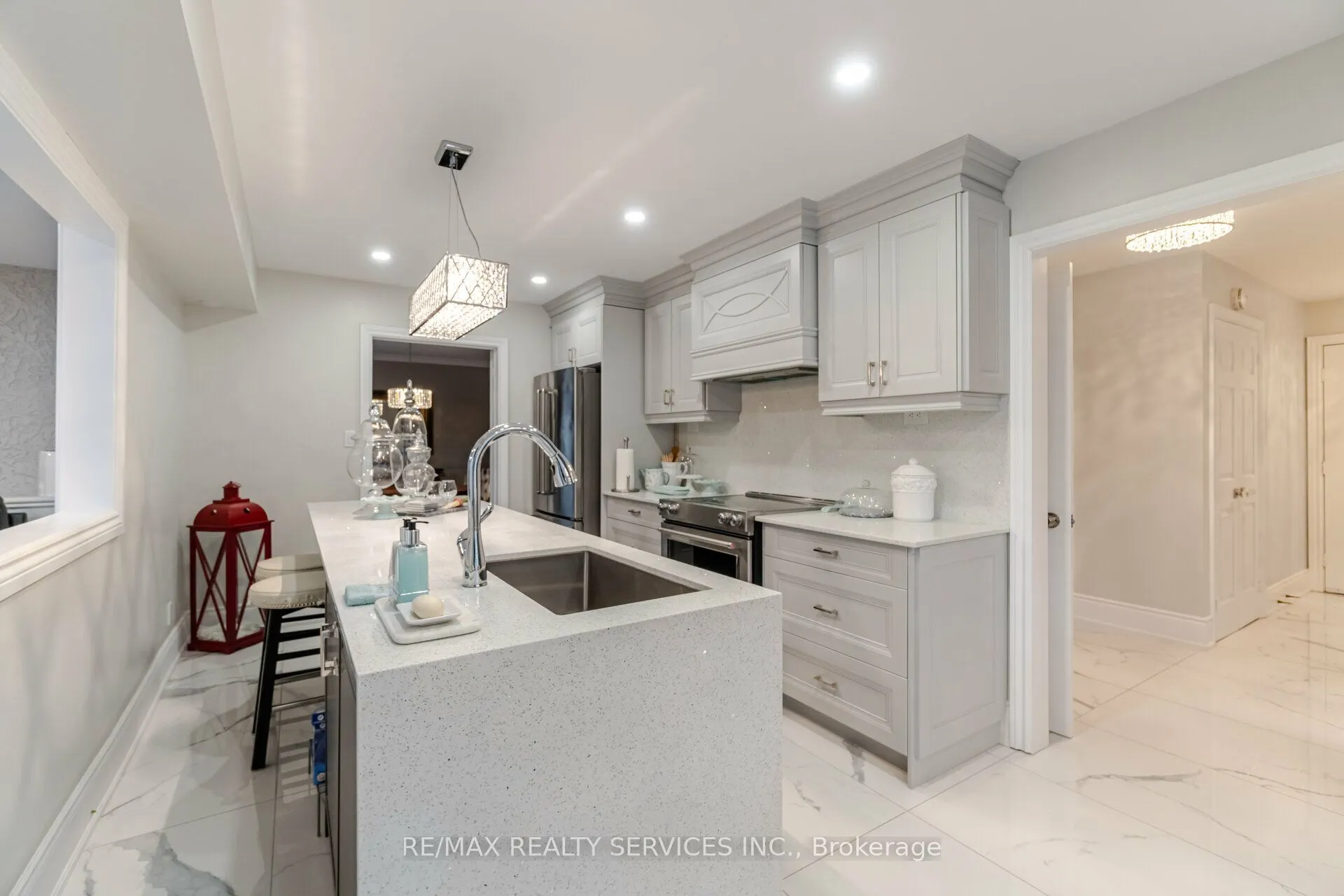 15 Pine Ridge Lane