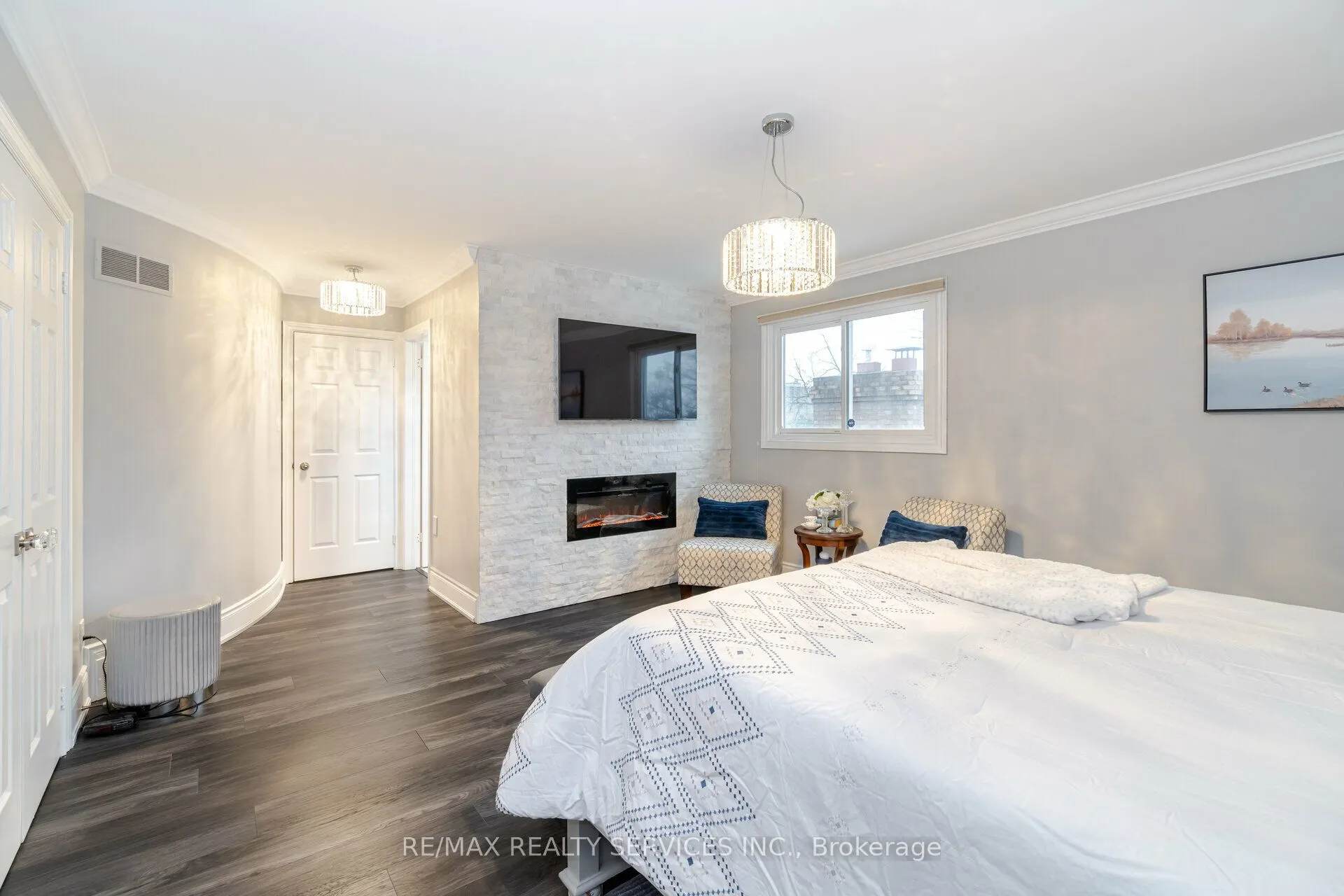 15 Pine Ridge Lane