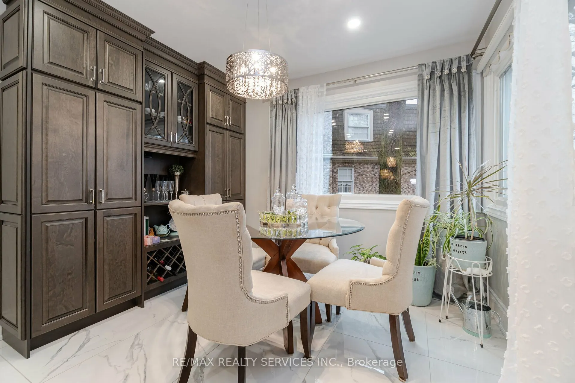 15 Pine Ridge Lane