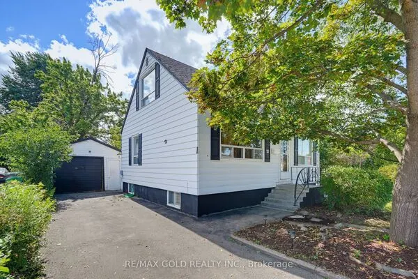 23 Pleasantview Avenue