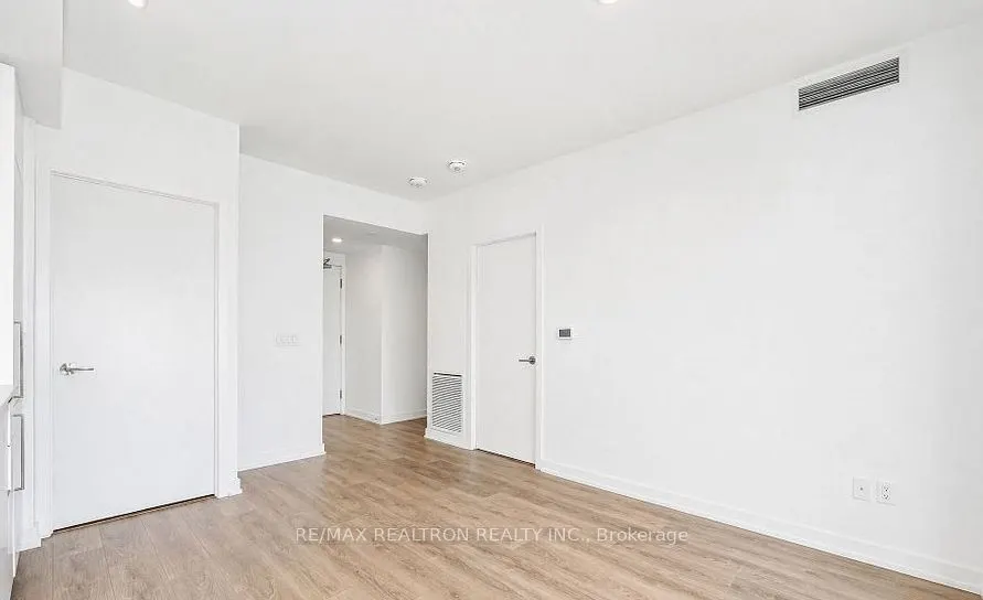 1100 Sheppard Street W #928