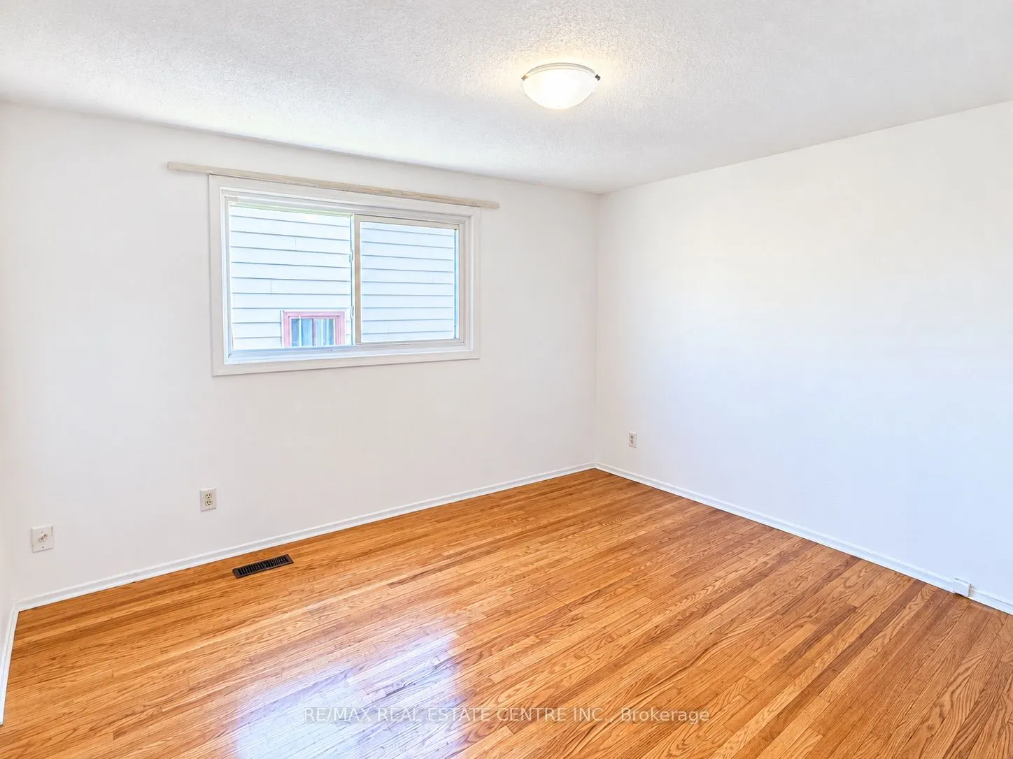 3722 Ellengale Drive