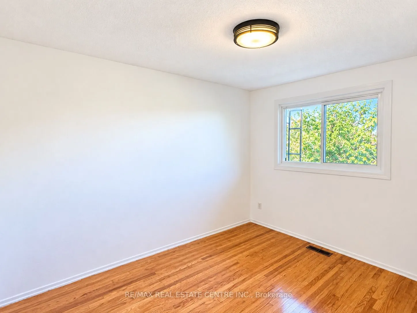 3722 Ellengale Drive