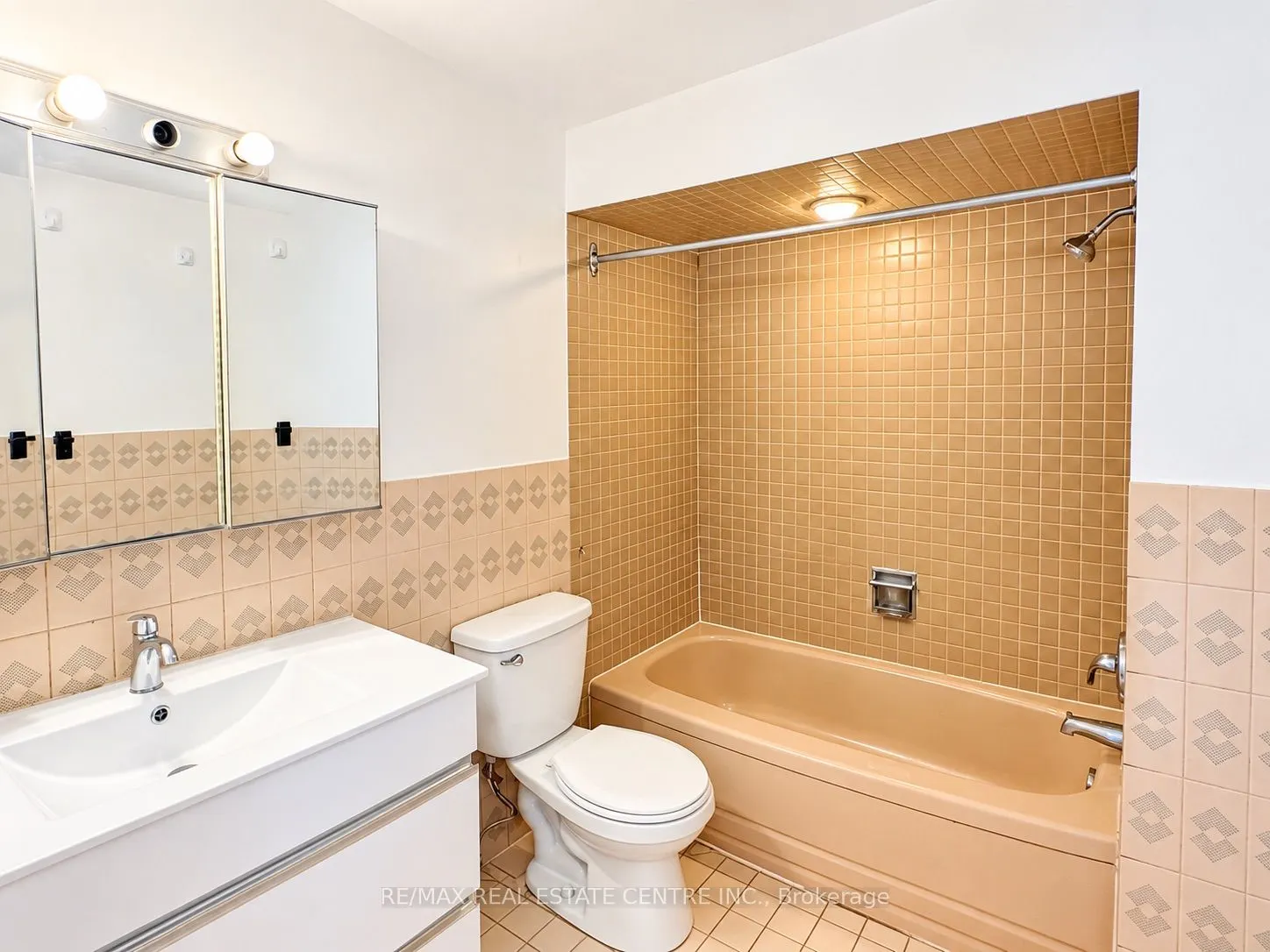 3722 Ellengale Drive