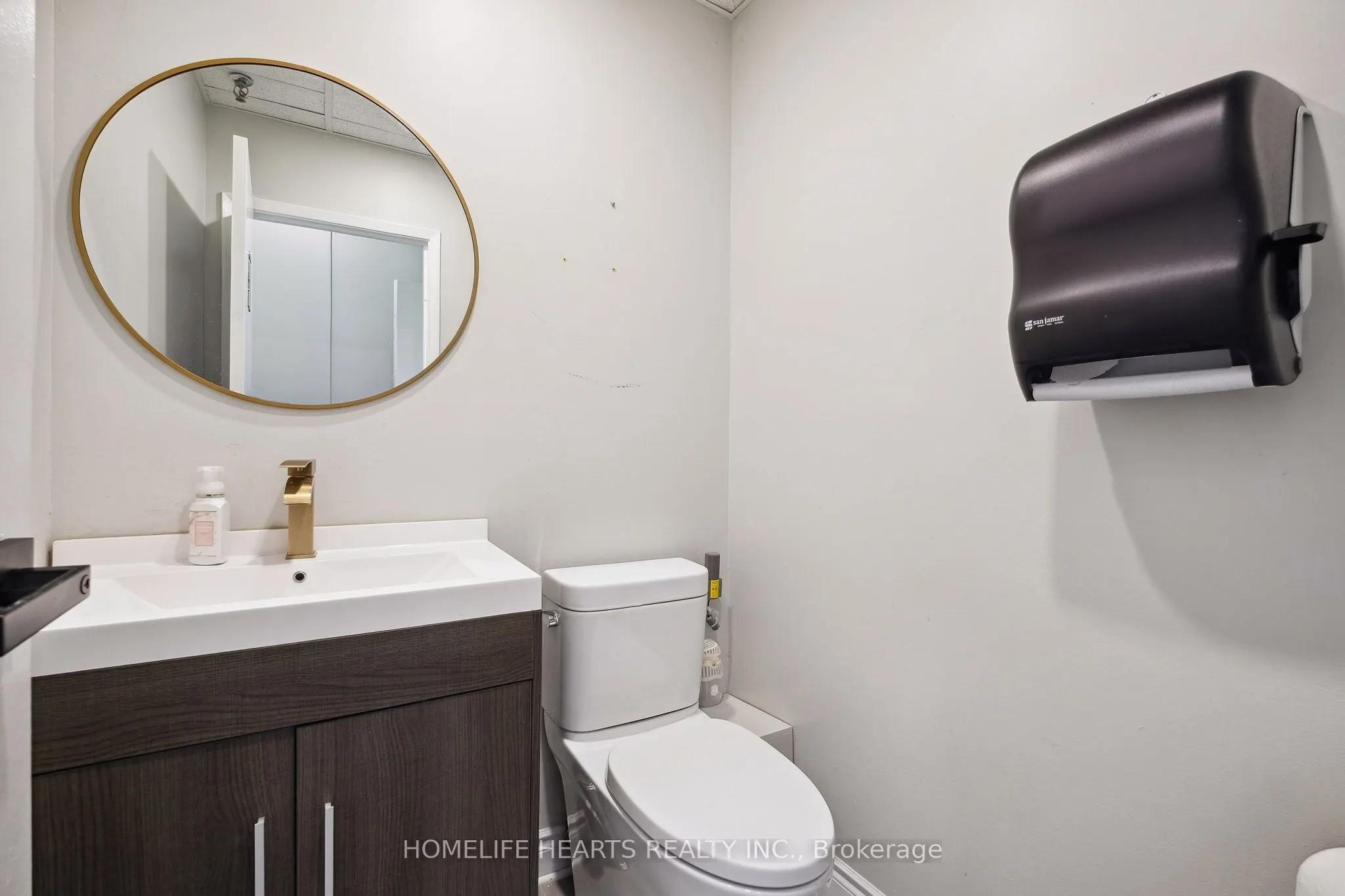 2180 Credit Valley Road #106B