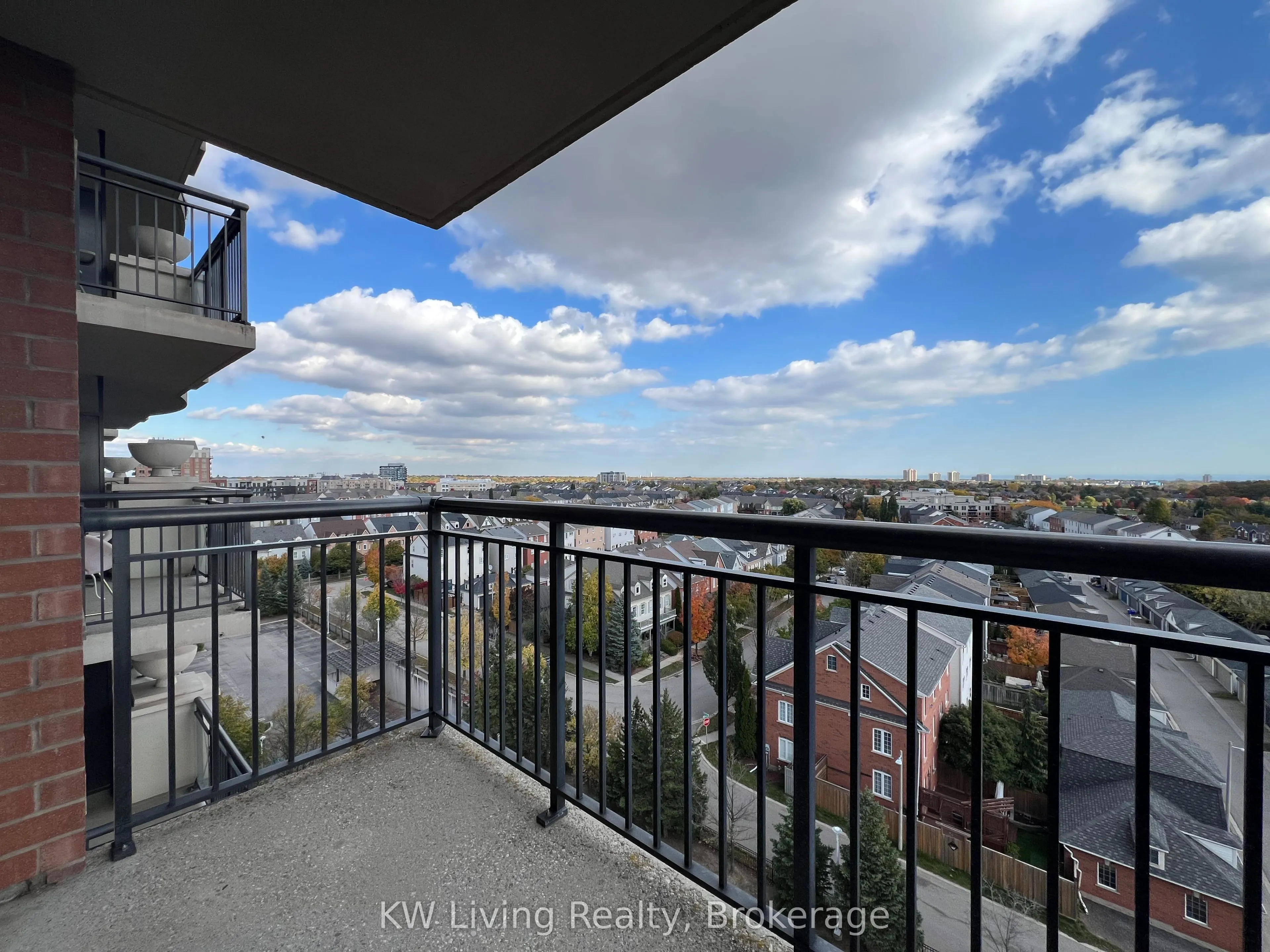 2325 Central Park Drive #909
