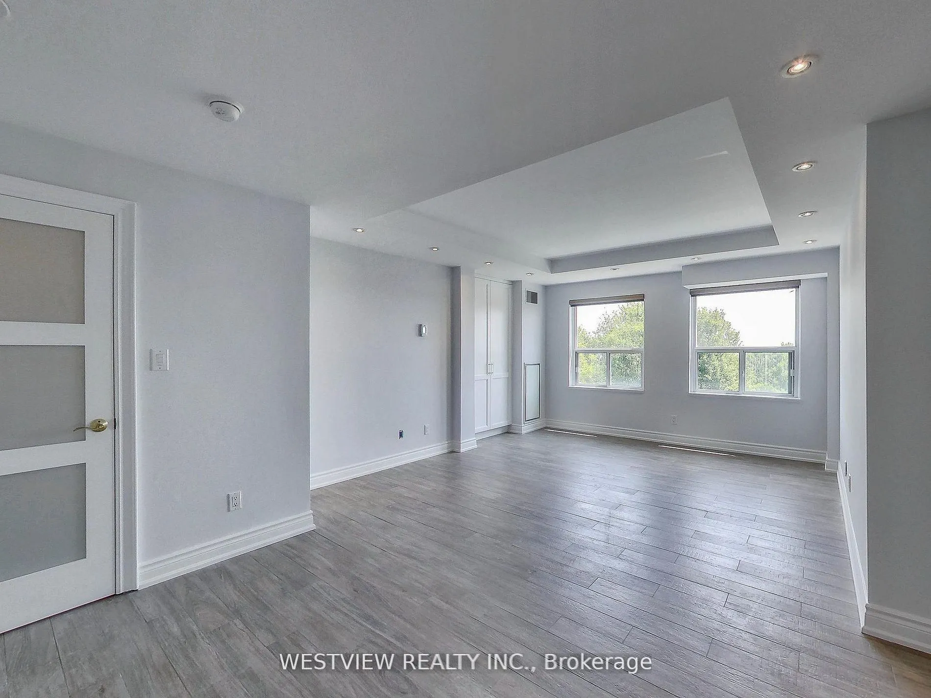 2111 Lake Shore Boulevard #116