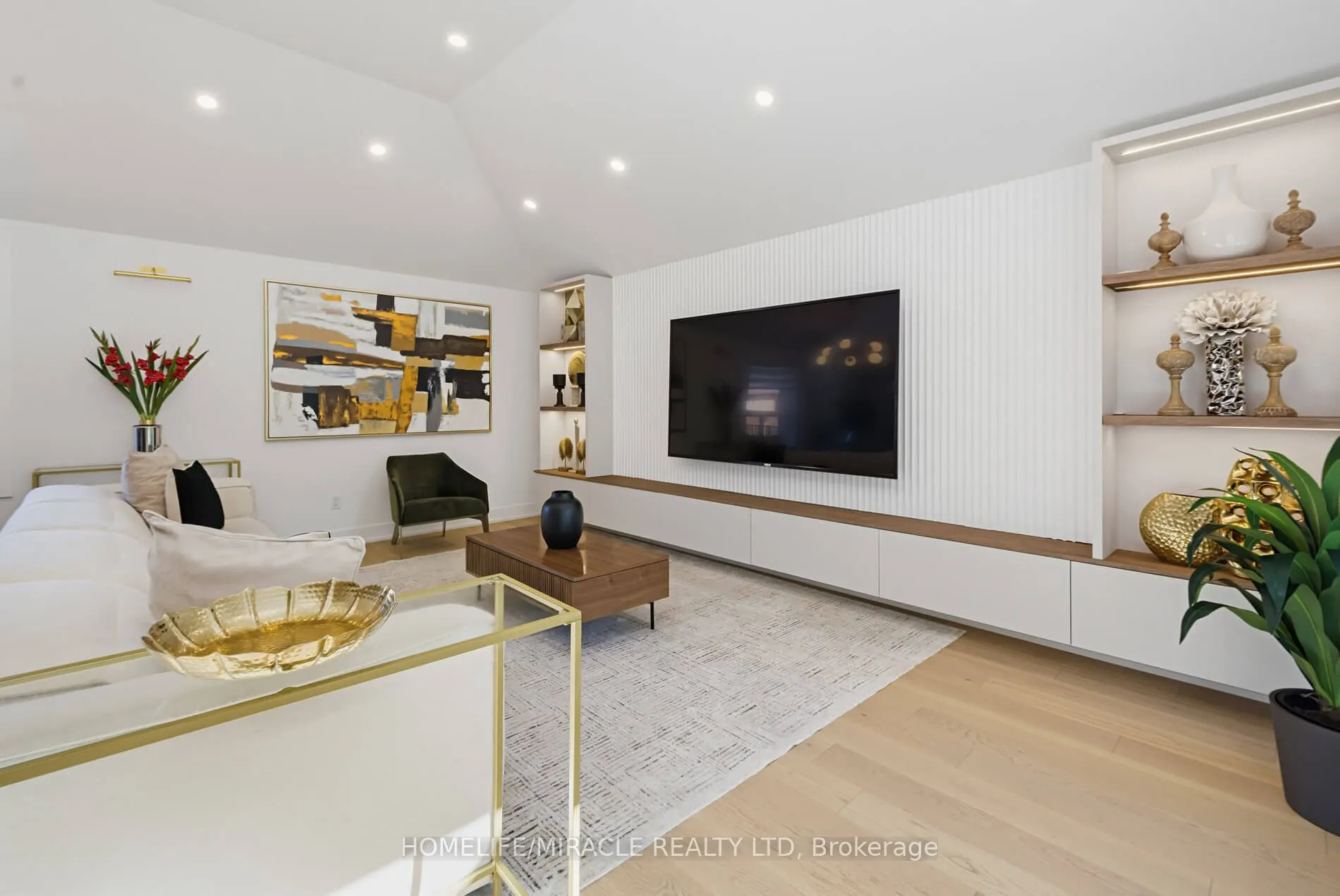 8 Laurelwood Crescent