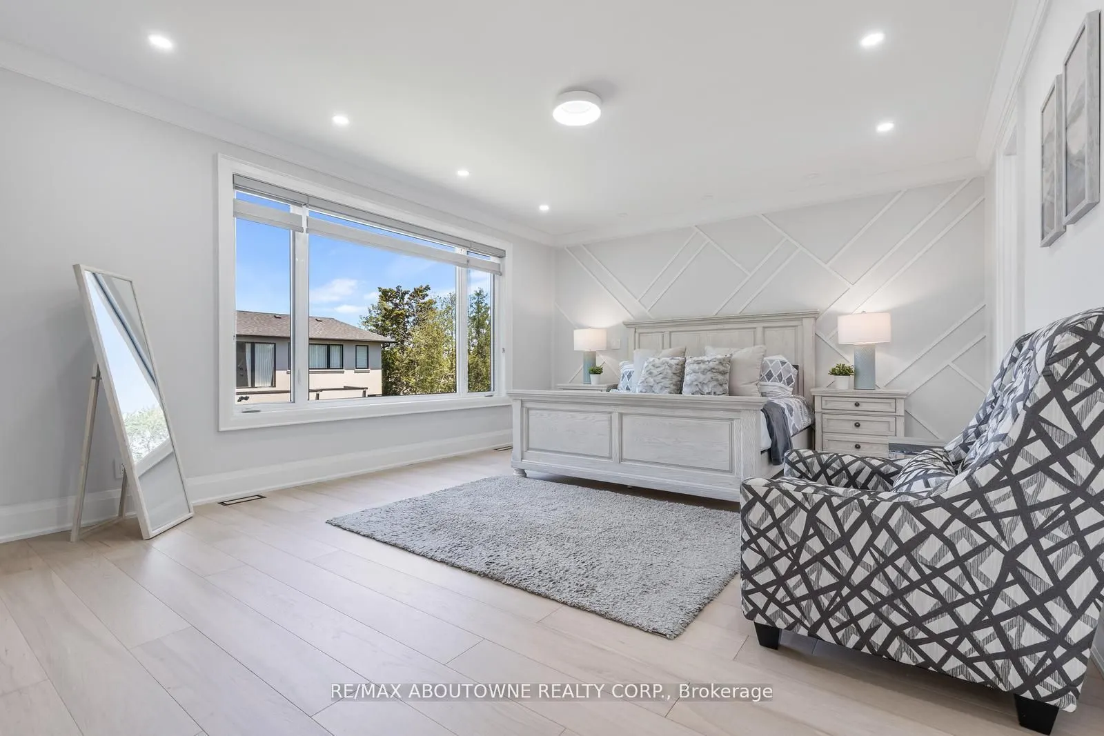 455 Samford Place