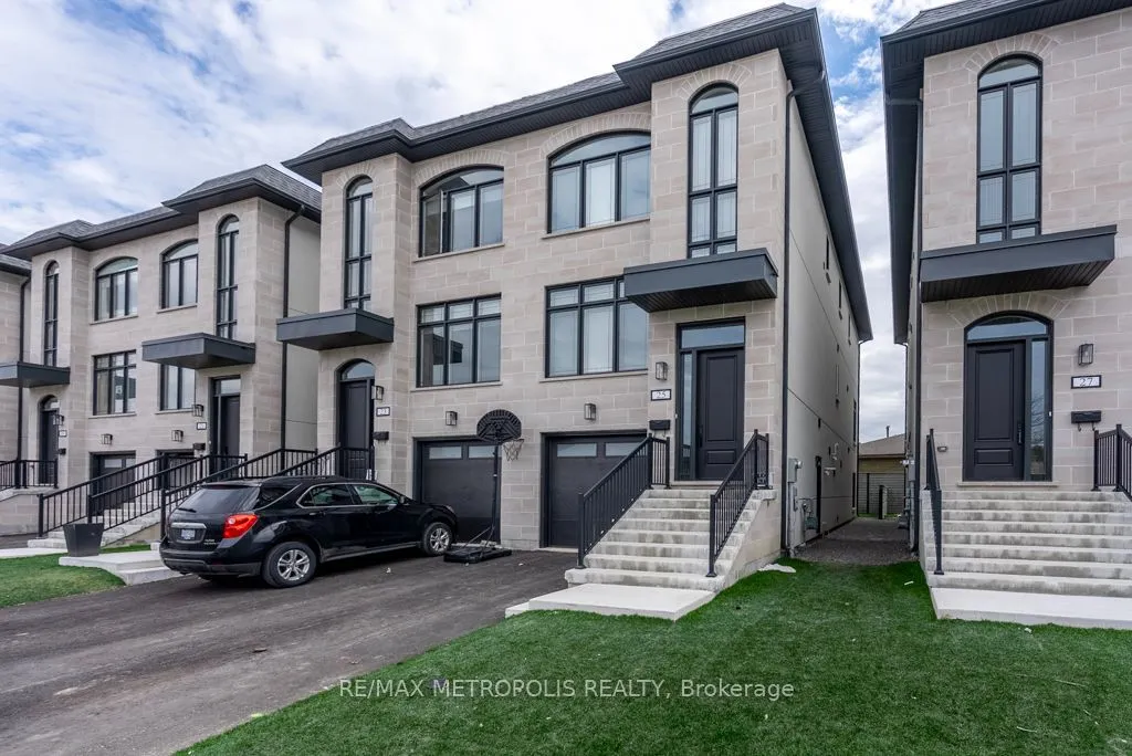 25 Antonio Court #LOWER