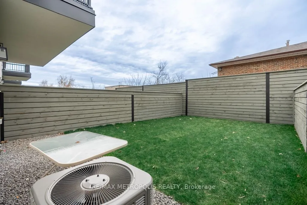 25 Antonio Court #LOWER