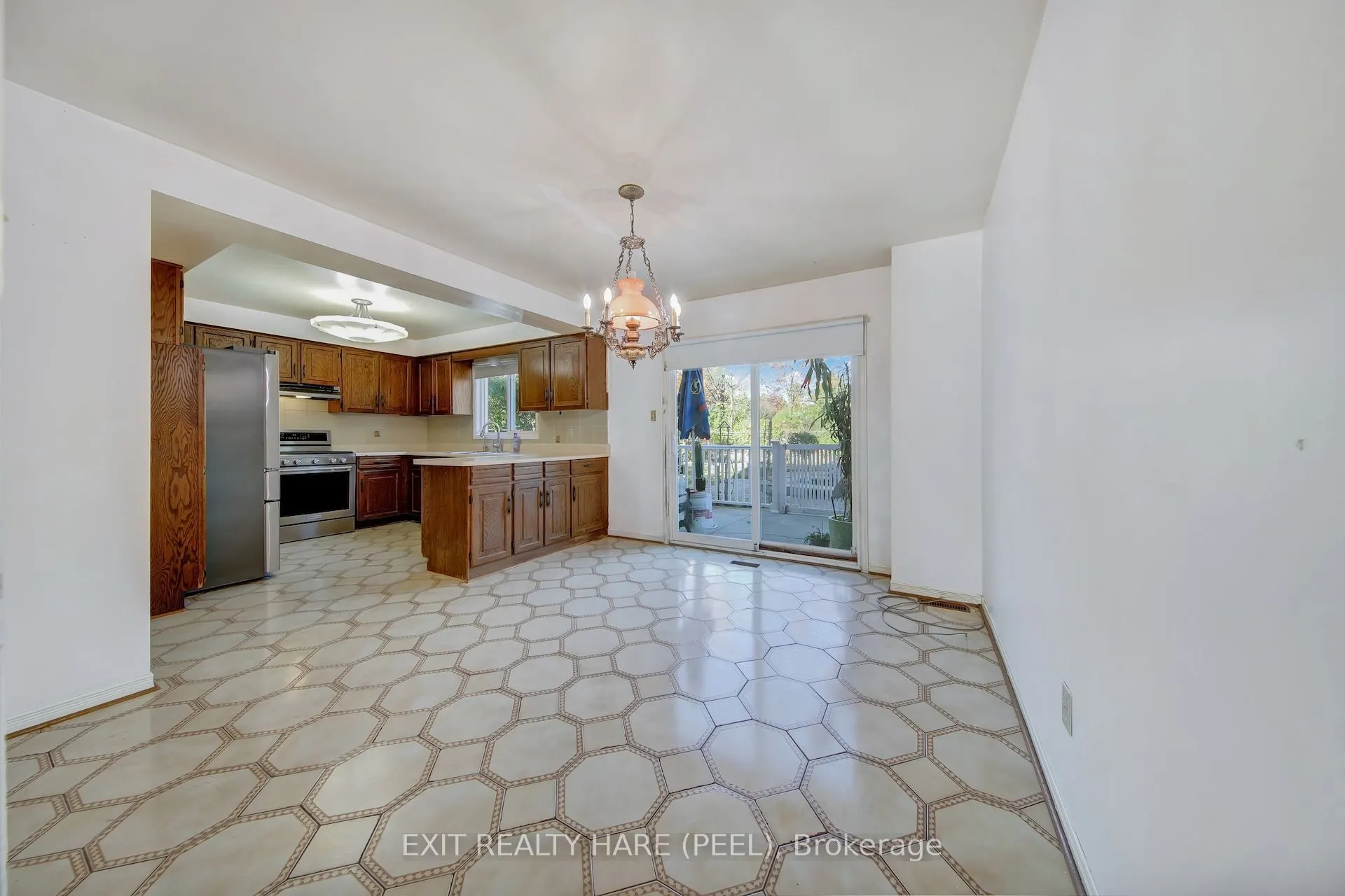 45 Mossbank Drive